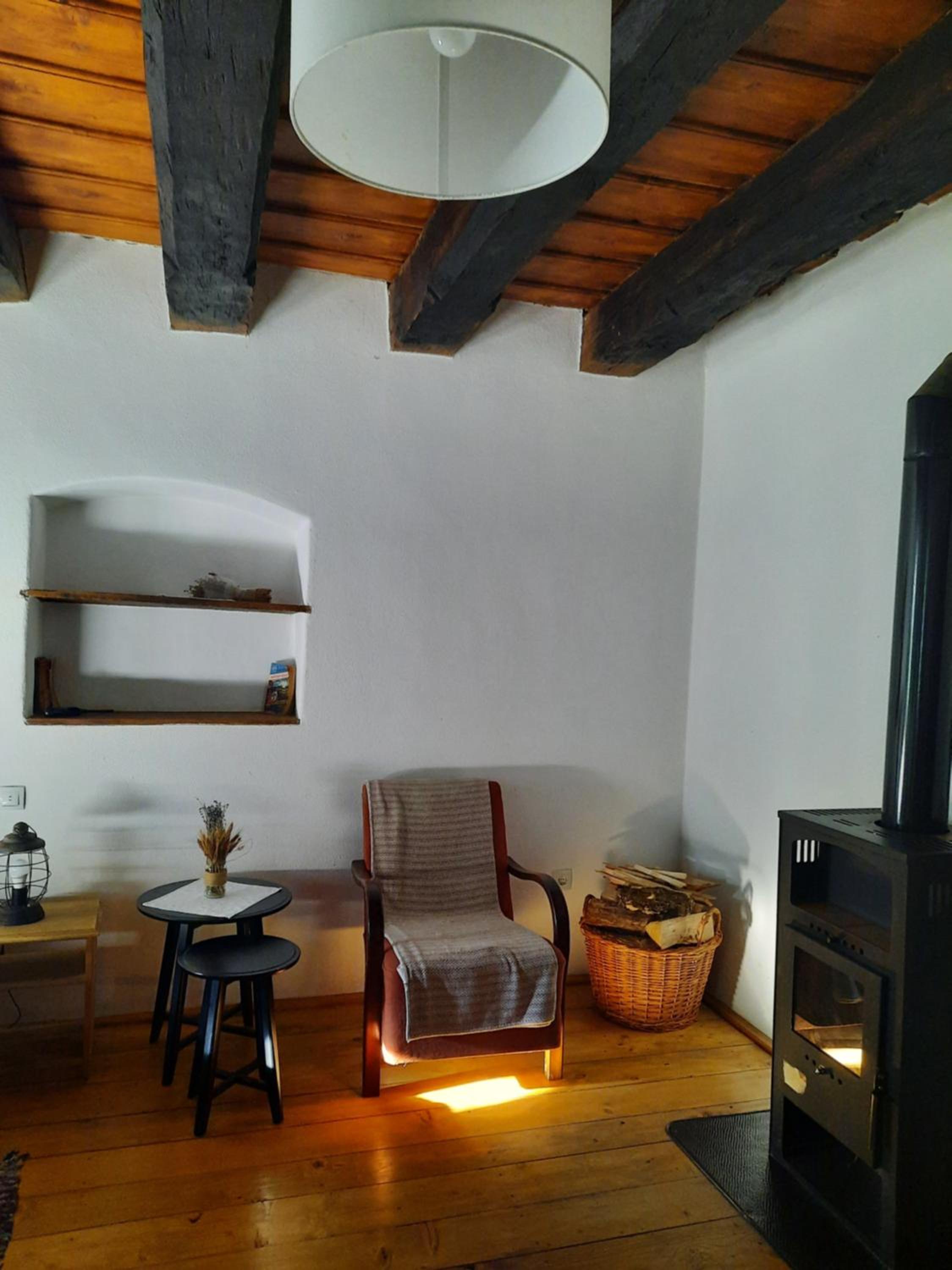 One-Bedroom House photo 2