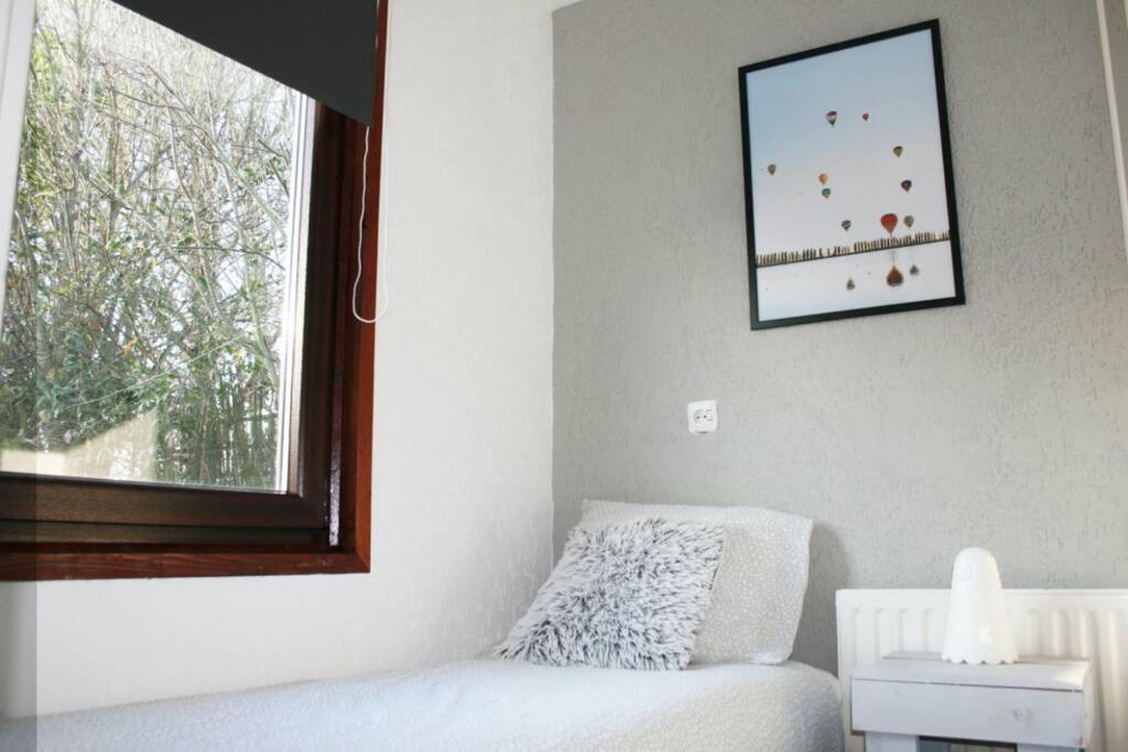 Two-Bedroom House photo 2