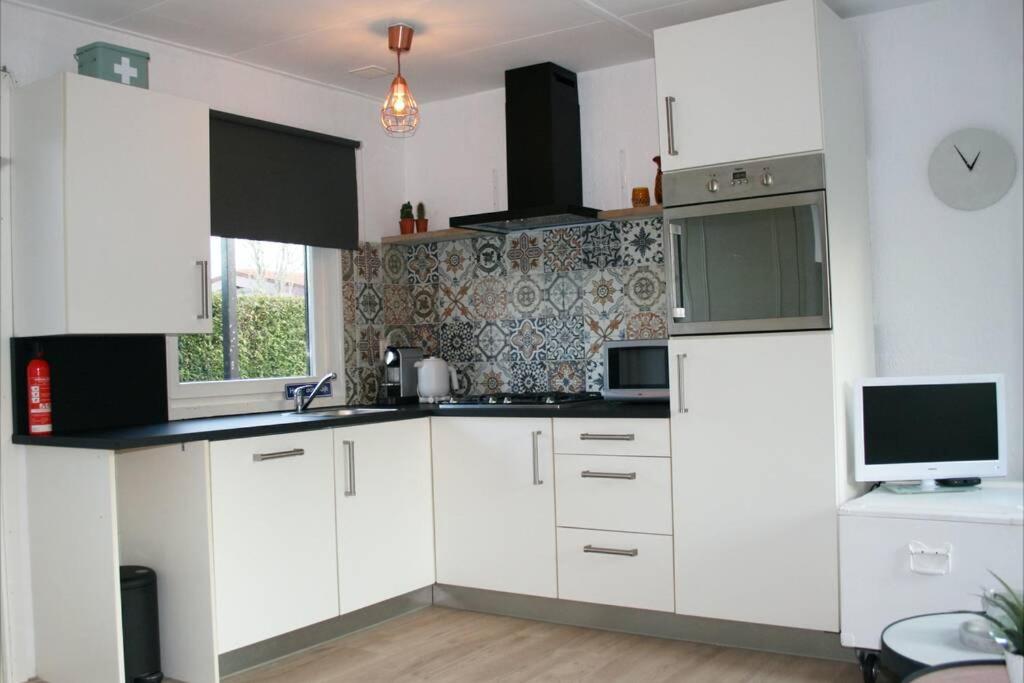 Two-Bedroom House photo 3