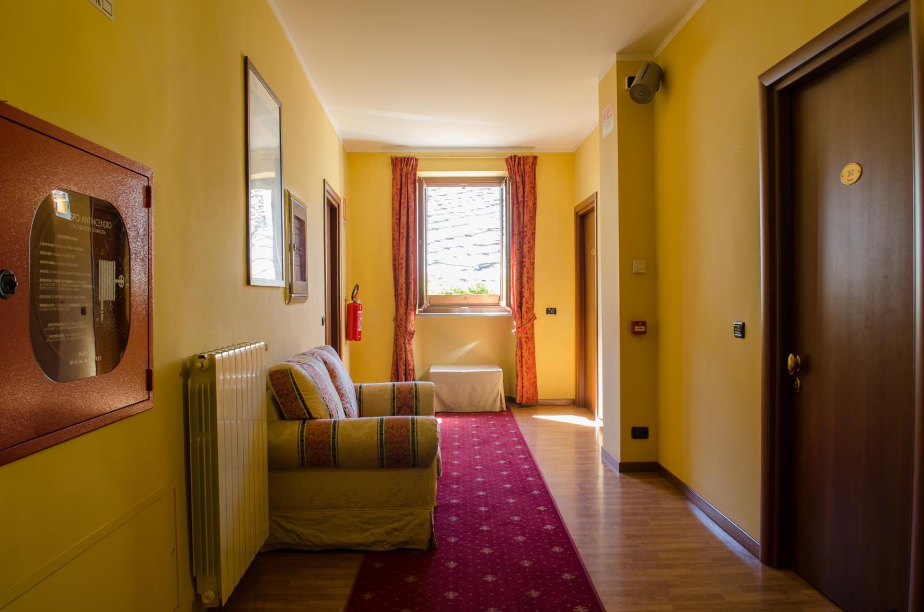 Double Room (Single use) - Photo 29