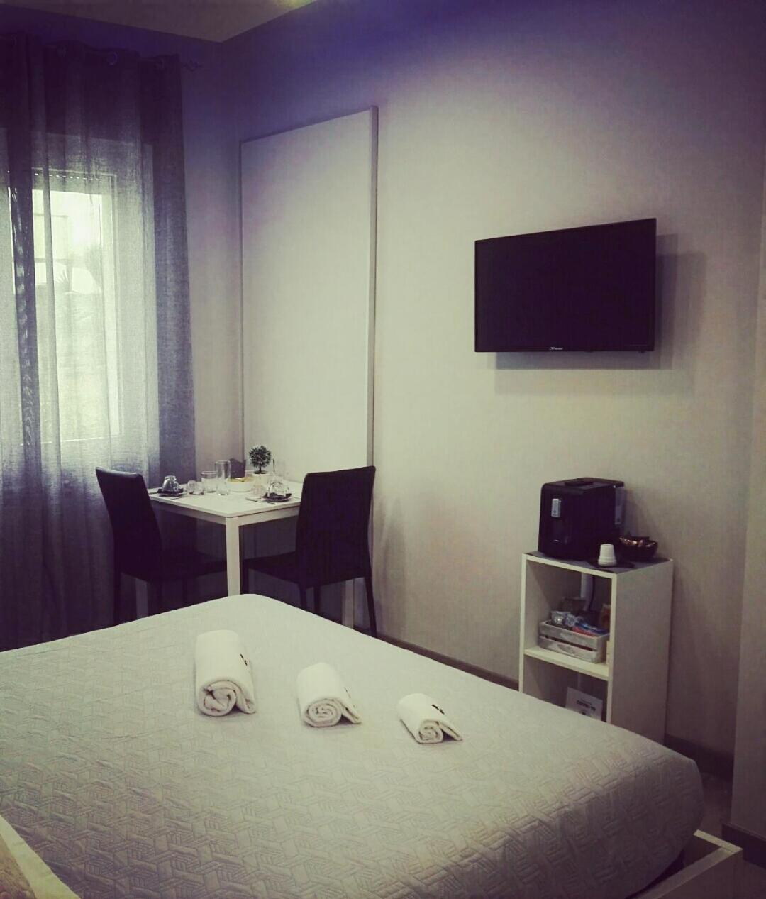 Standard Double Room photo 3