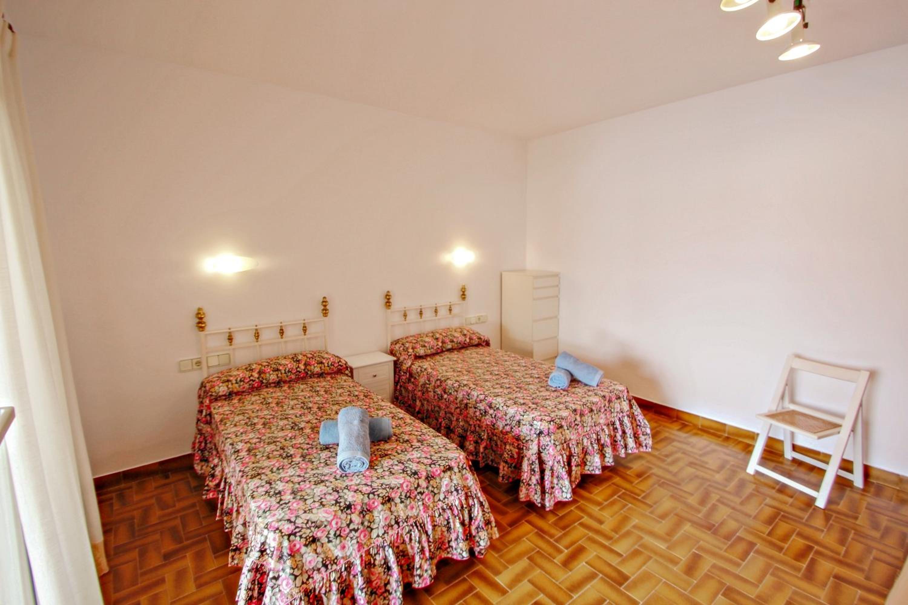 Villa photo 2