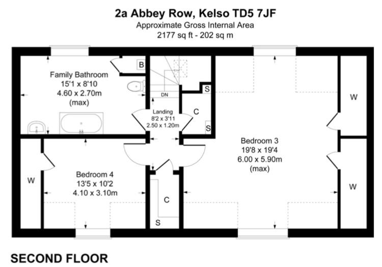 Four-Bedroom House photo 3
