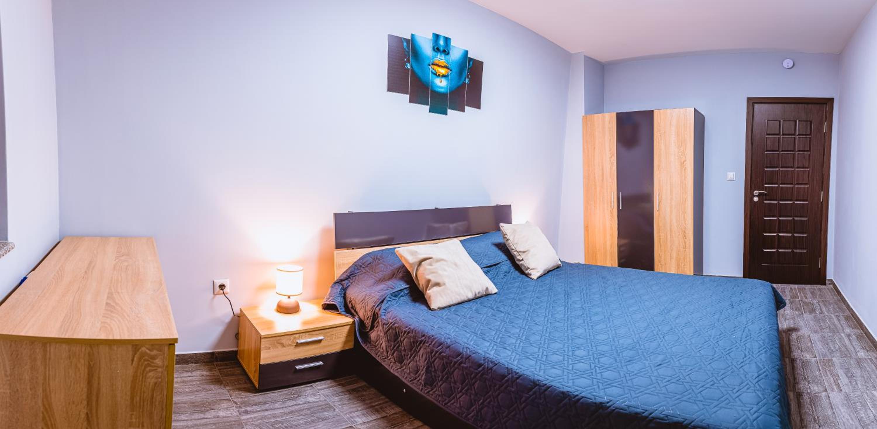 One-Bedroom Apartment - Photo 7