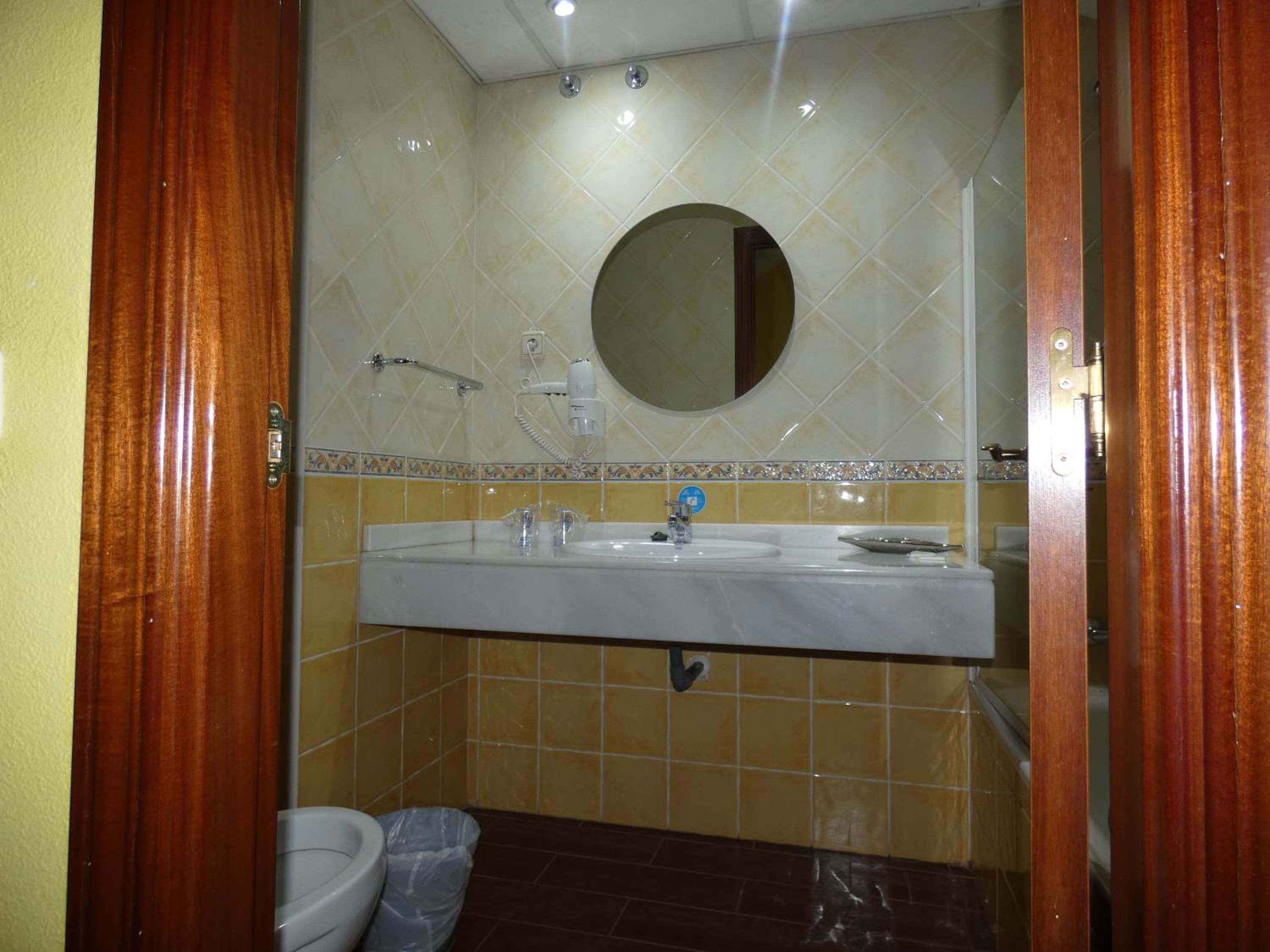 Double or Twin Room photo 2