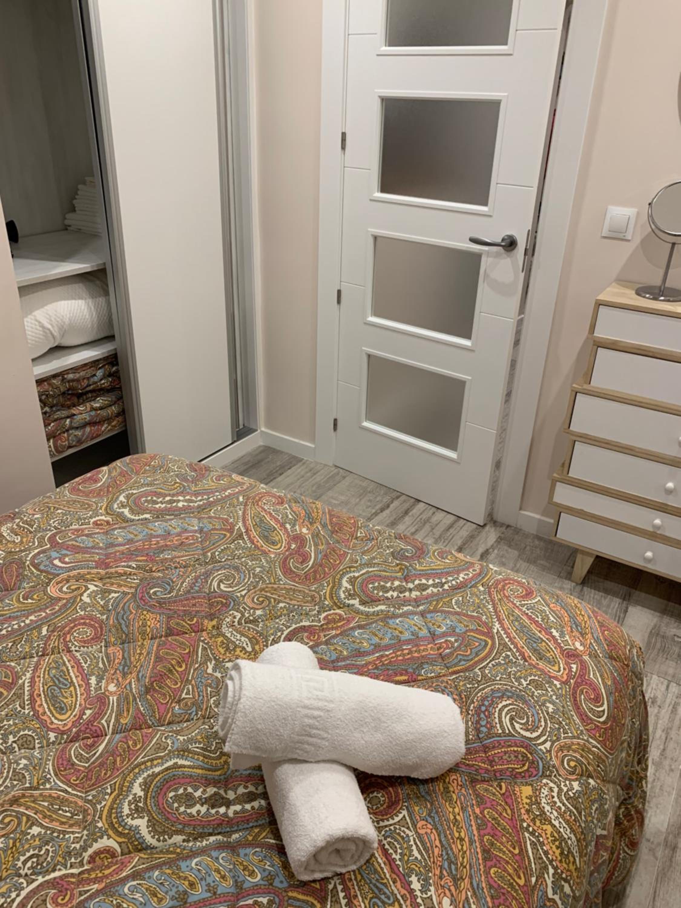 One-Bedroom Apartment - Photo 16