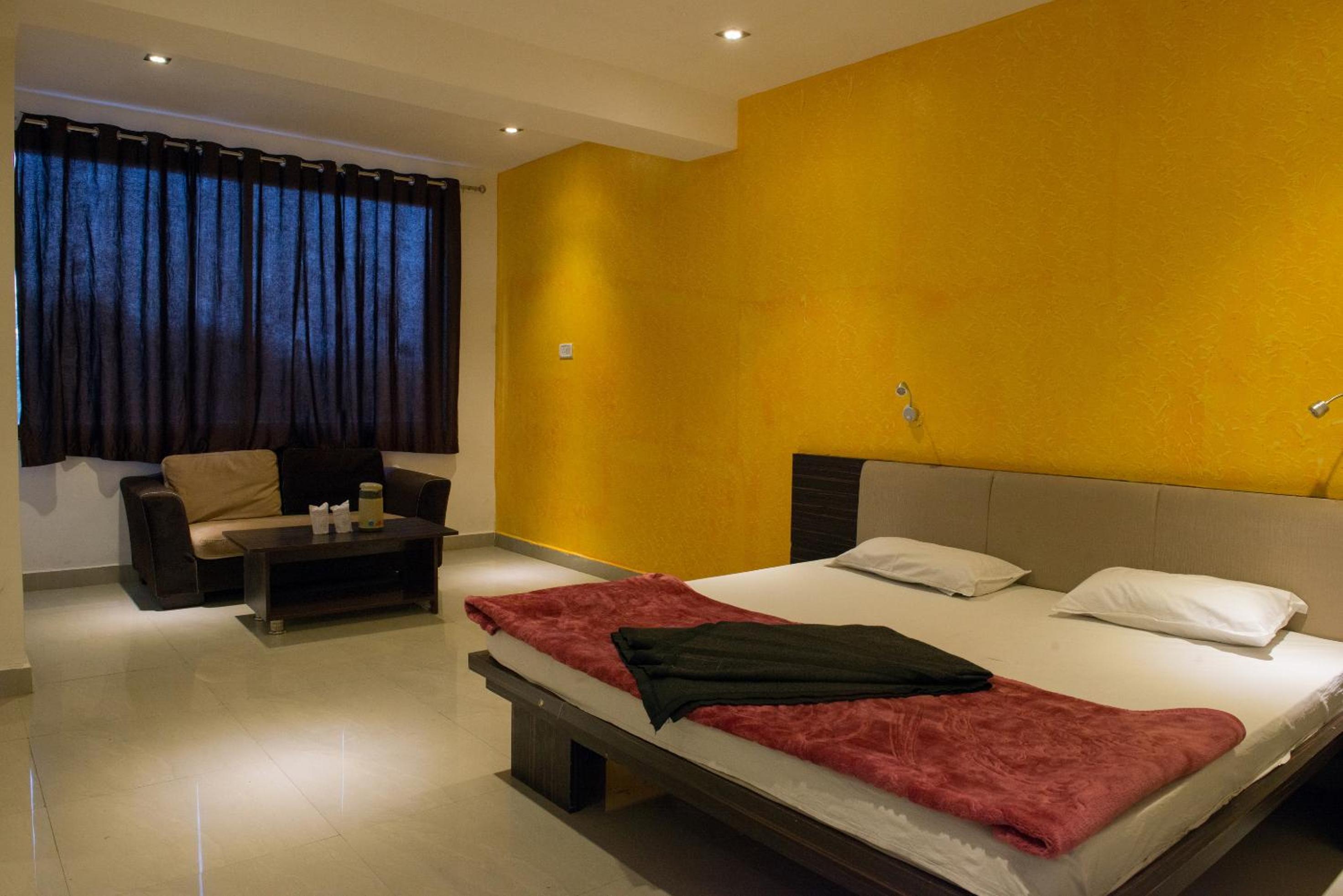 Standard Double Room - Photo 3