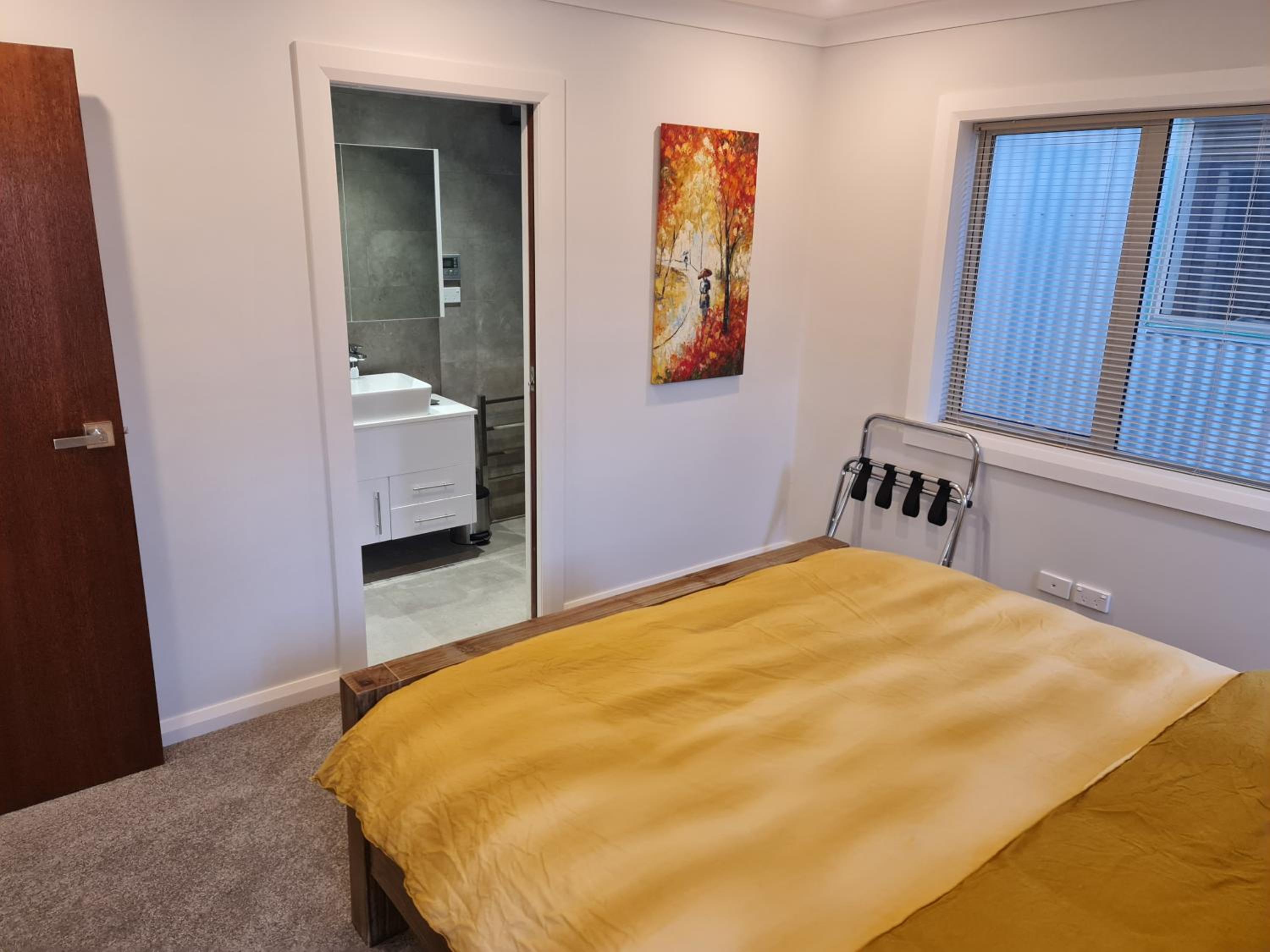 Three-Bedroom House - Photo 13