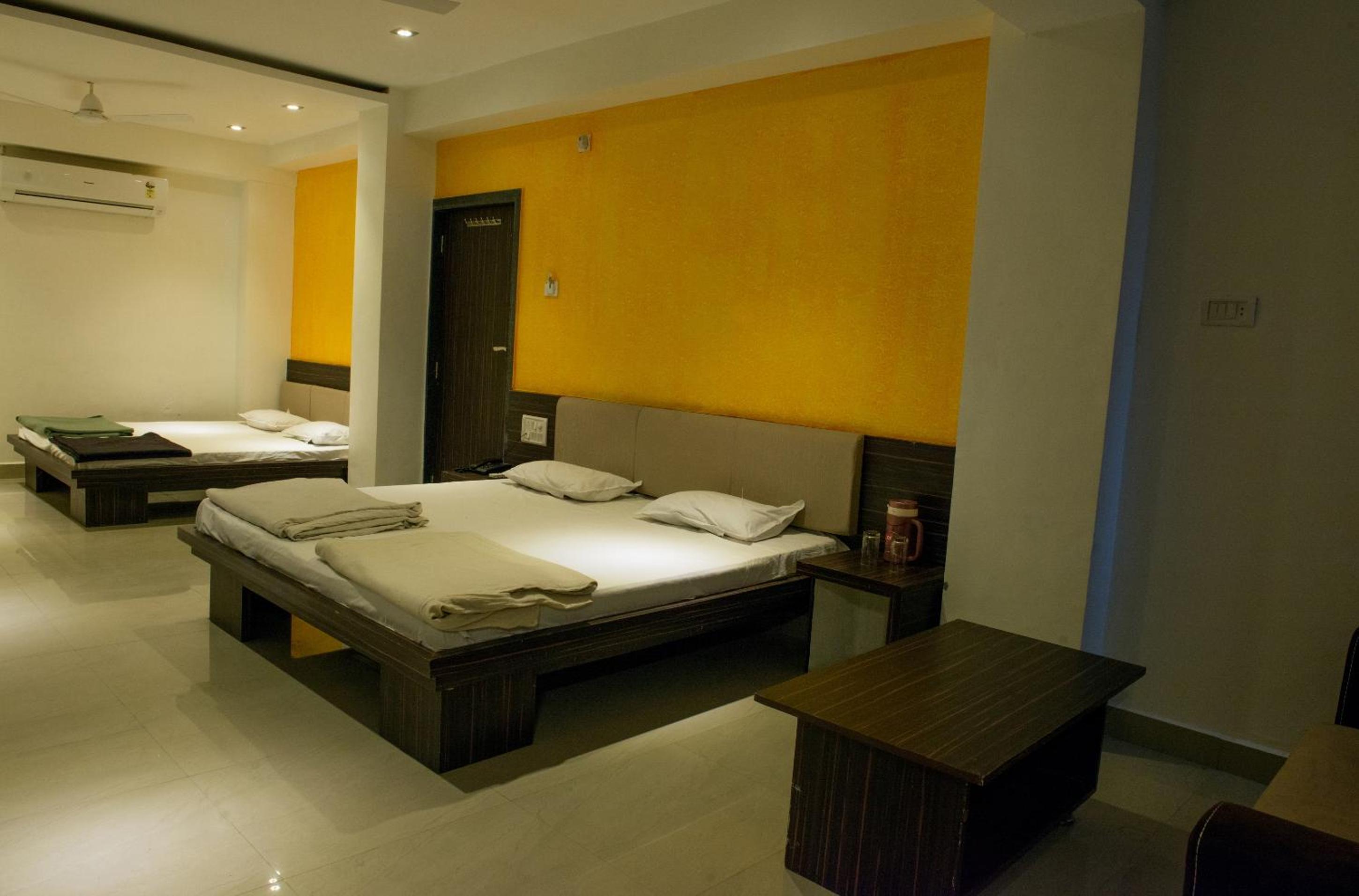 Standard Double Room - Photo 5