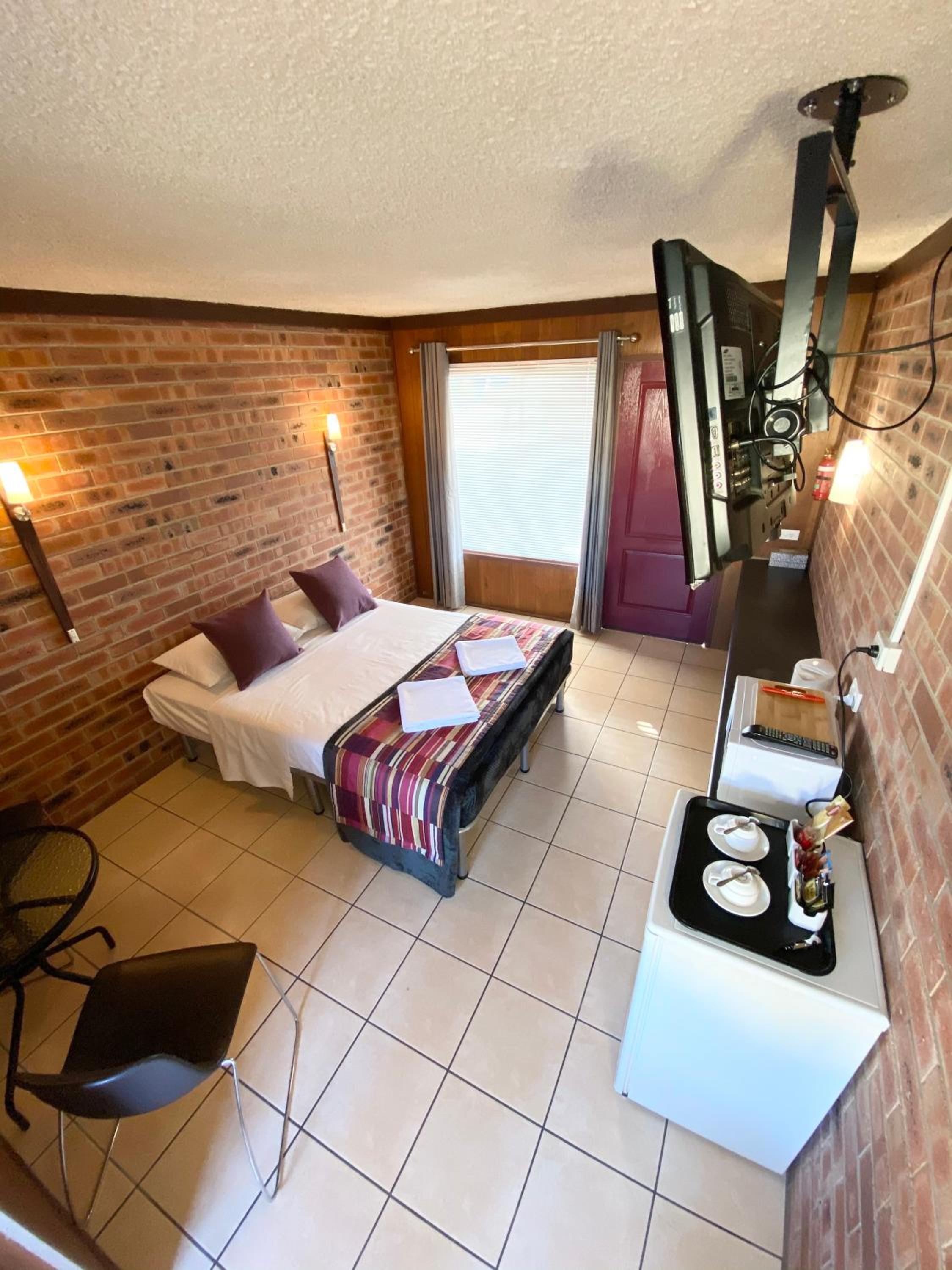Deluxe Queen Room - Photo 4