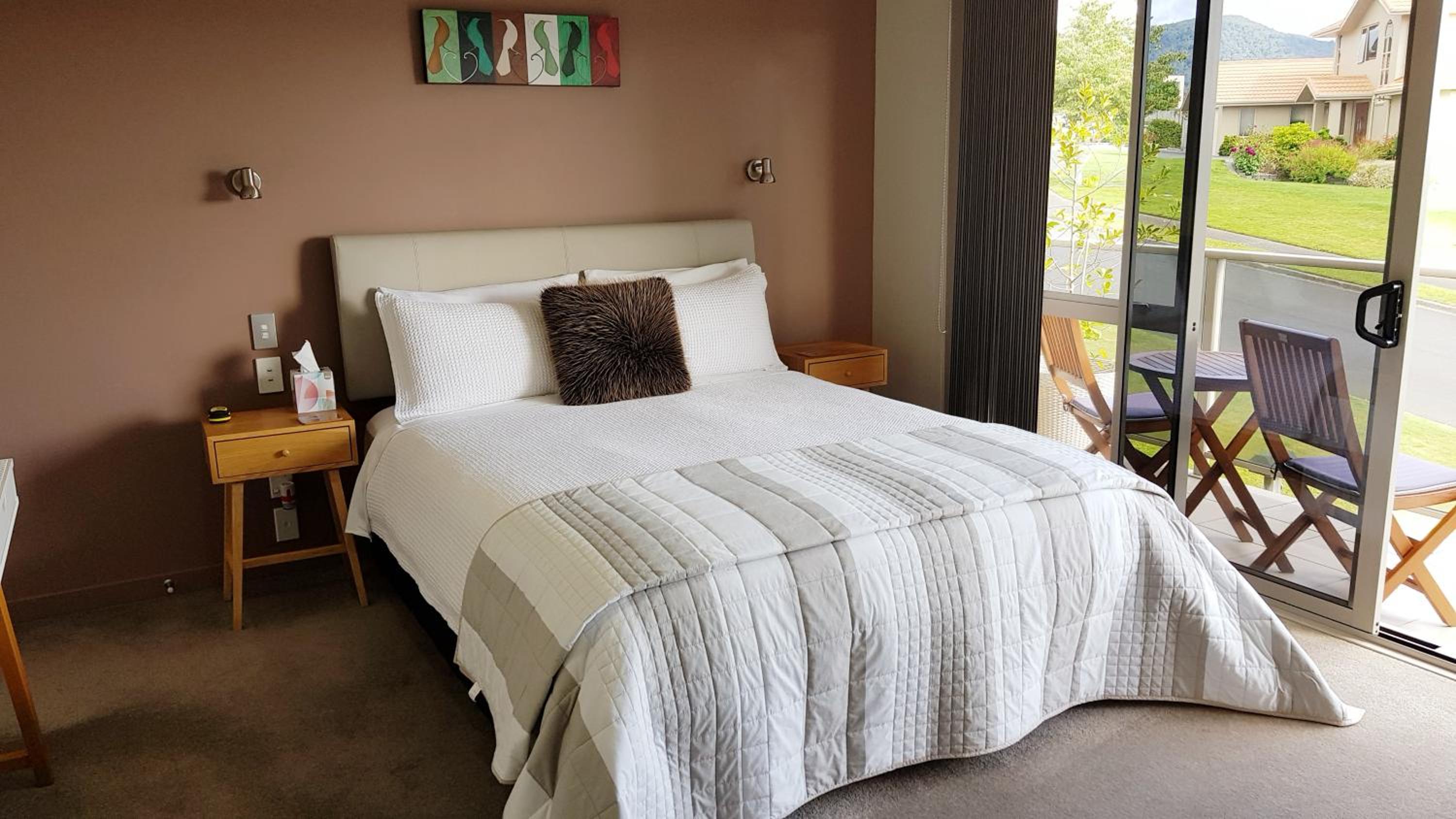 Queen Room with Balcony photo 1