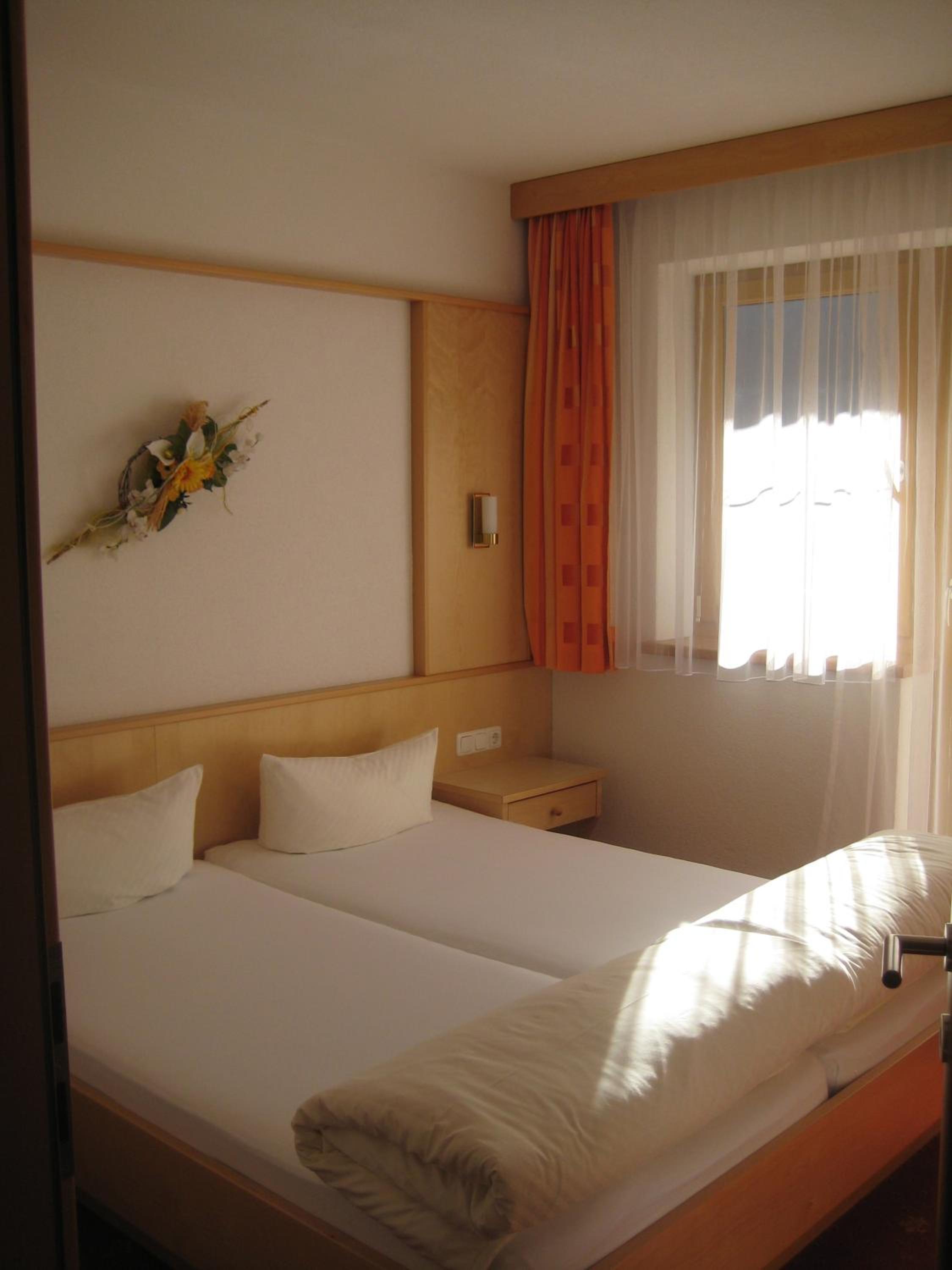 One-Bedroom Apartment with Balcony