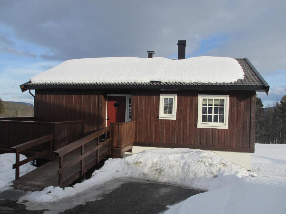 Three-Bedroom Cottage photo 2