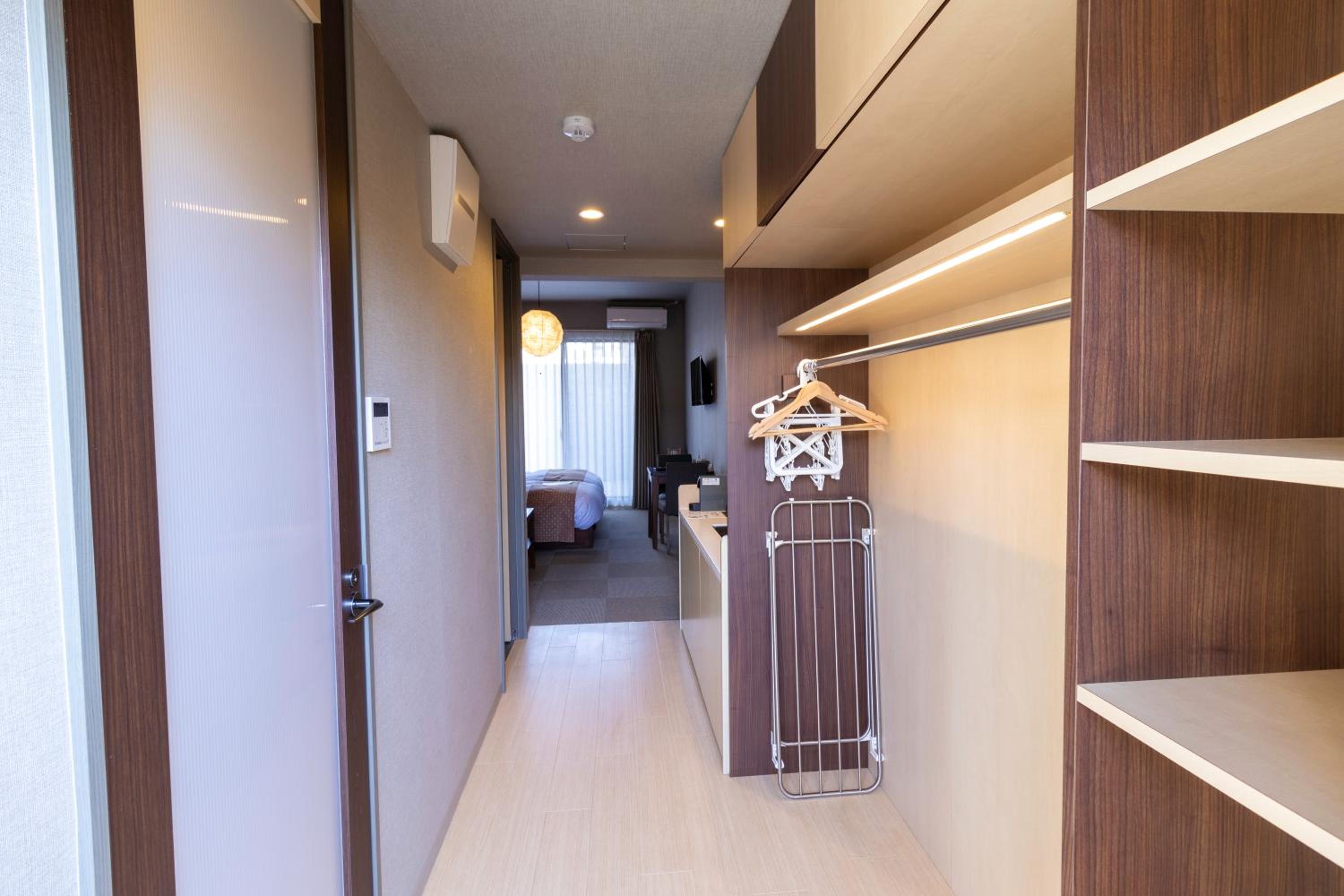 Three-Bedroom Suite photo 1