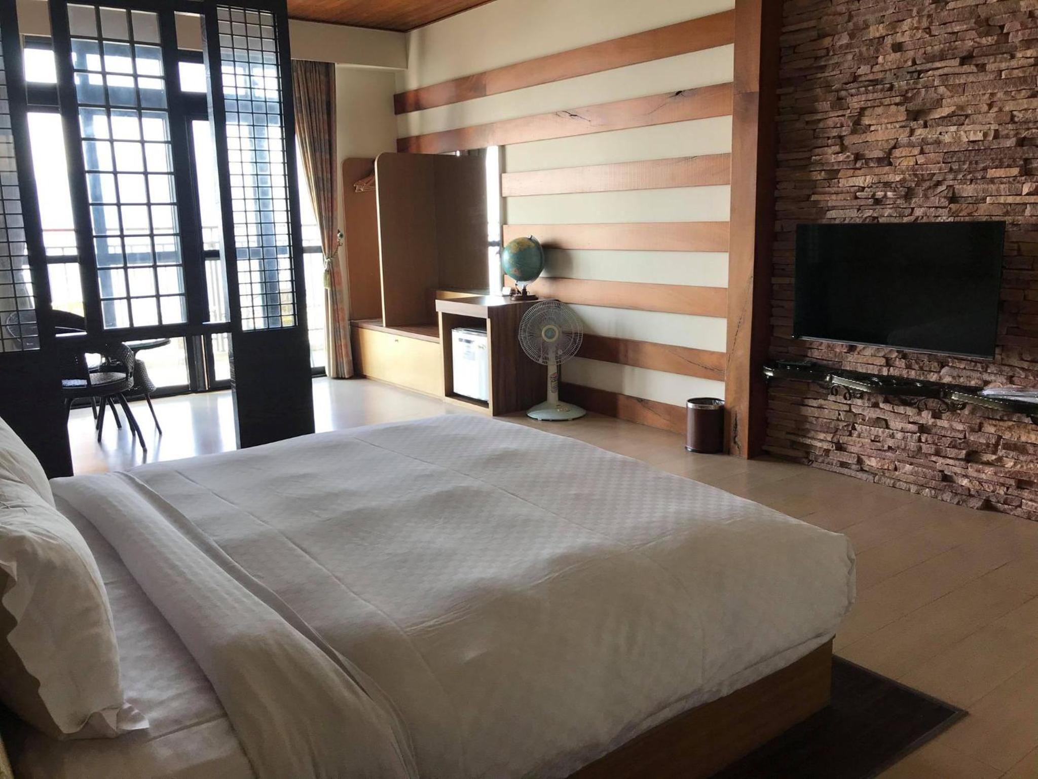 Superior Double Room with Balcony photo 2