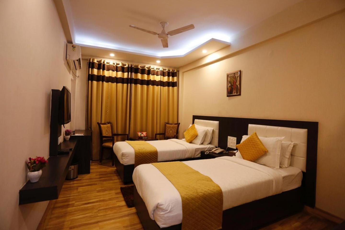 Superior Double Room with Balcony