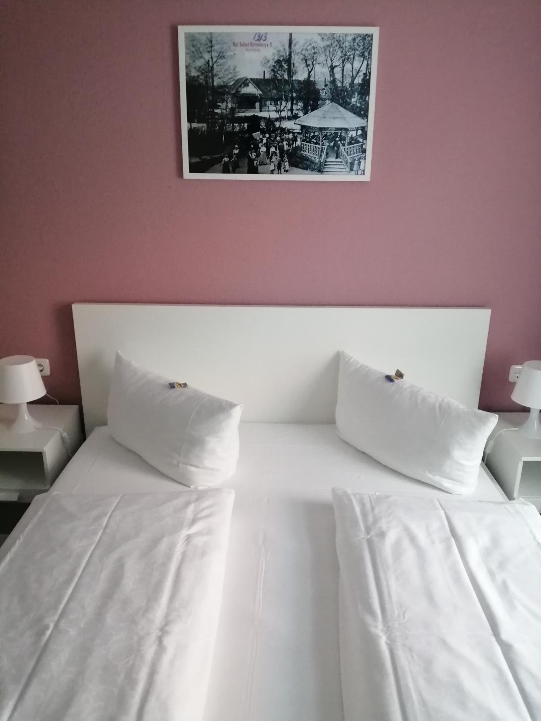 Double Room - Photo 4