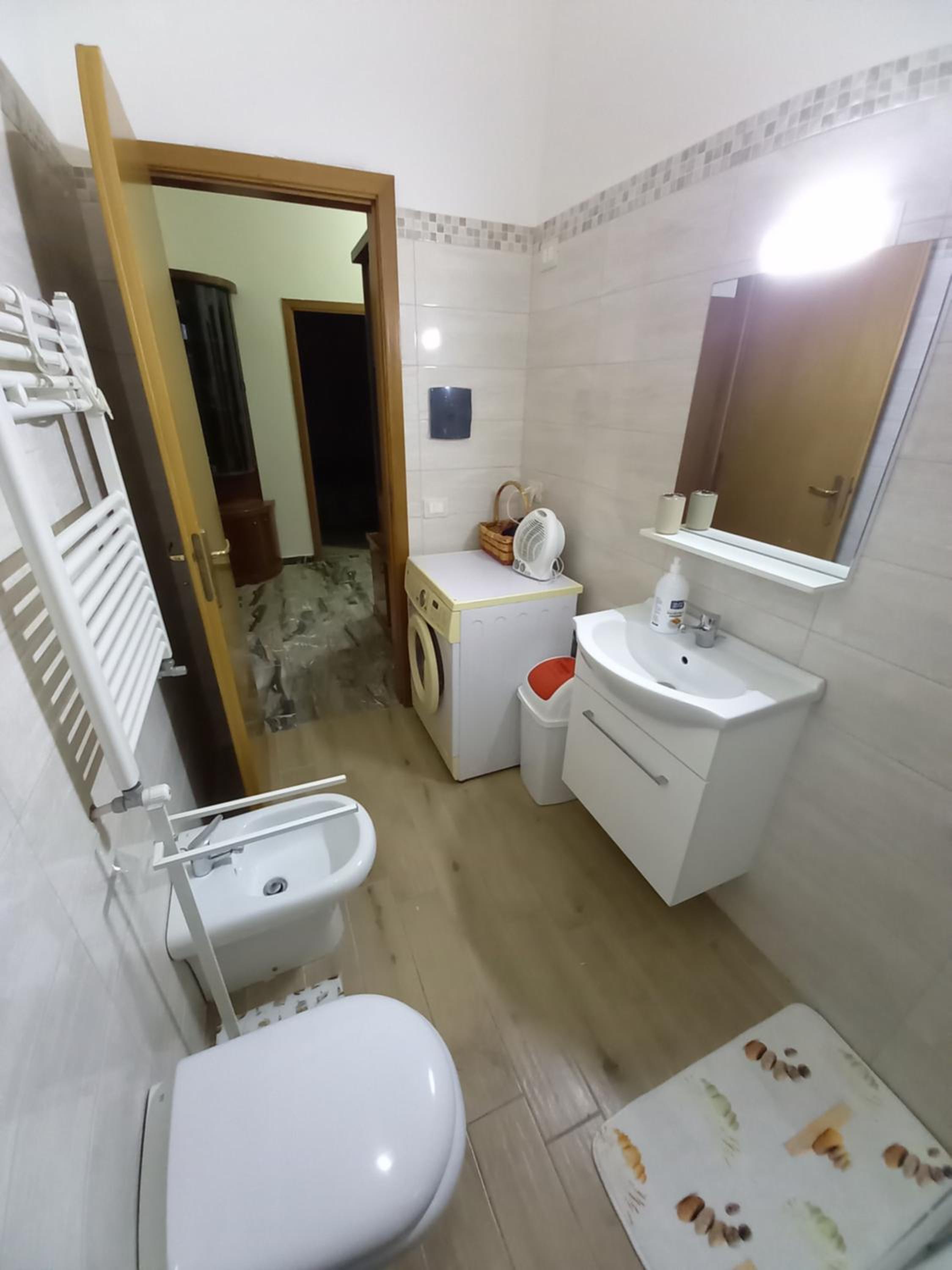 Three-Bedroom Apartment - Ground Floor - Photo 11