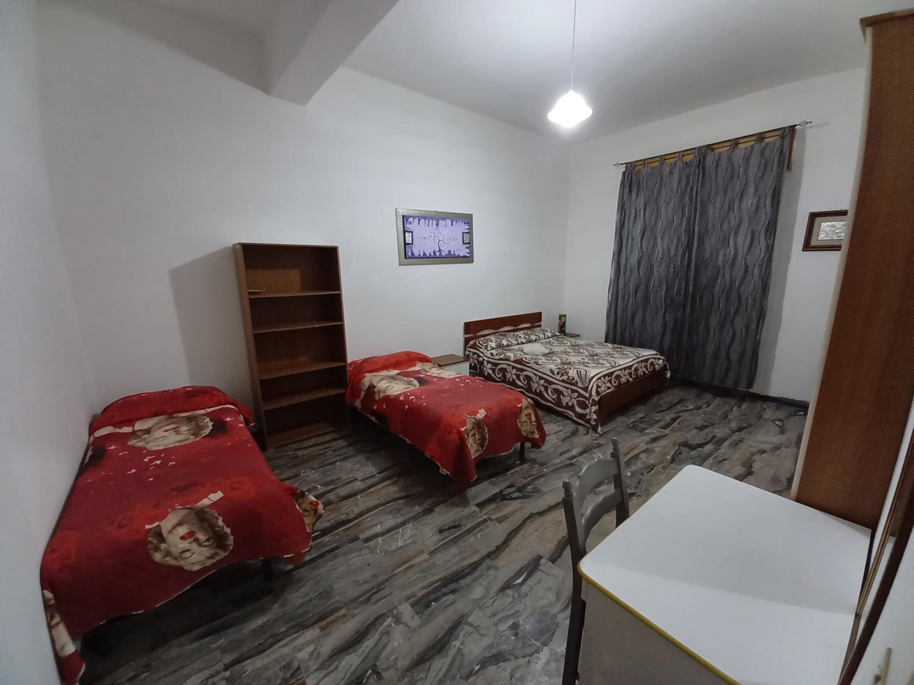 Three-Bedroom Apartment - Ground Floor - Photo 16