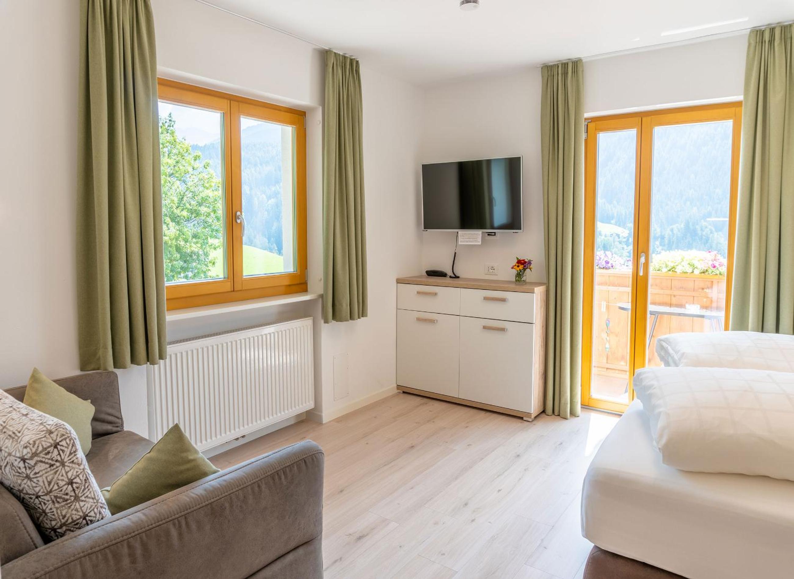 Two-Bedroom Apartment (4 Adults)