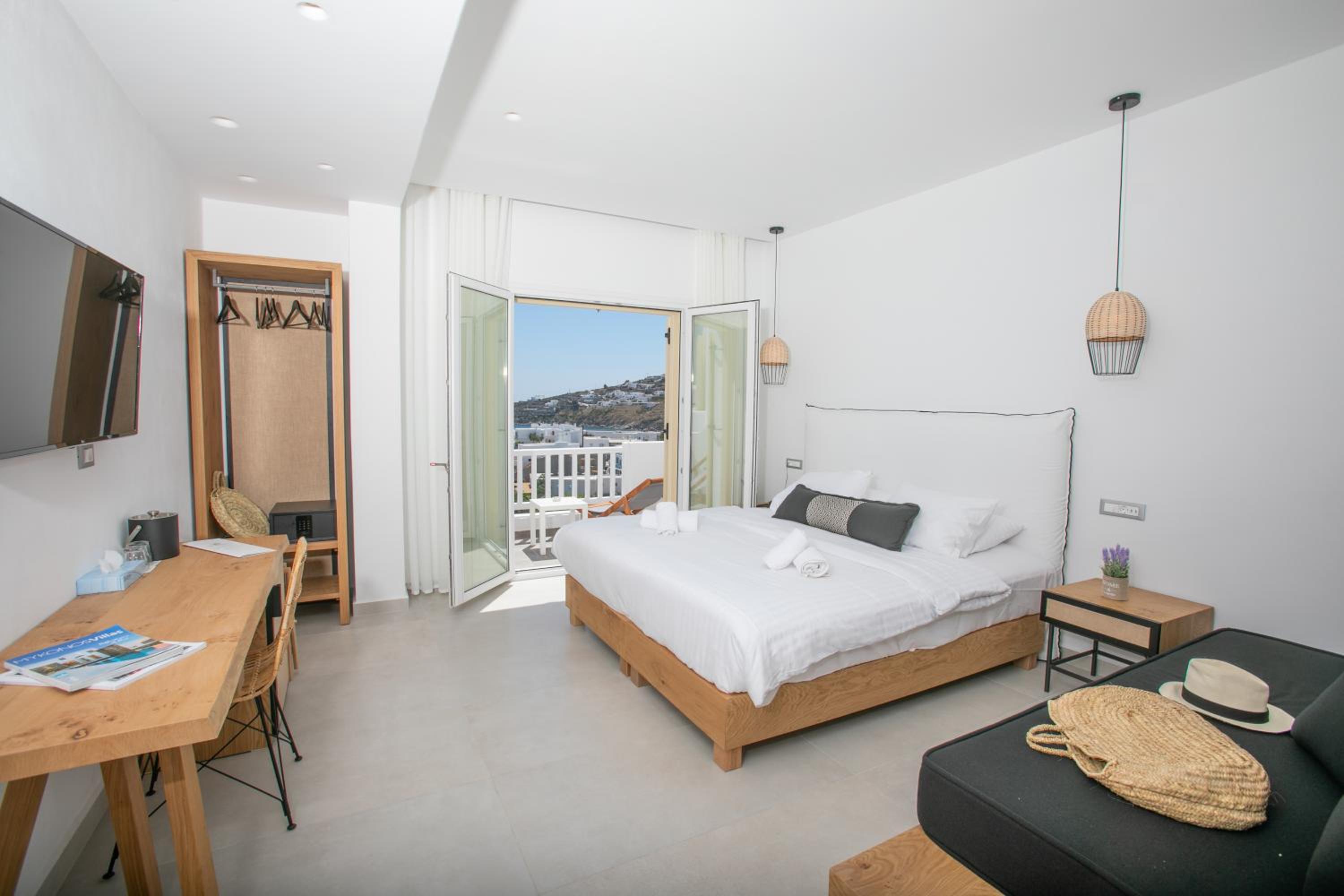 Deluxe Double or Twin Room with Sea View - Photo 14