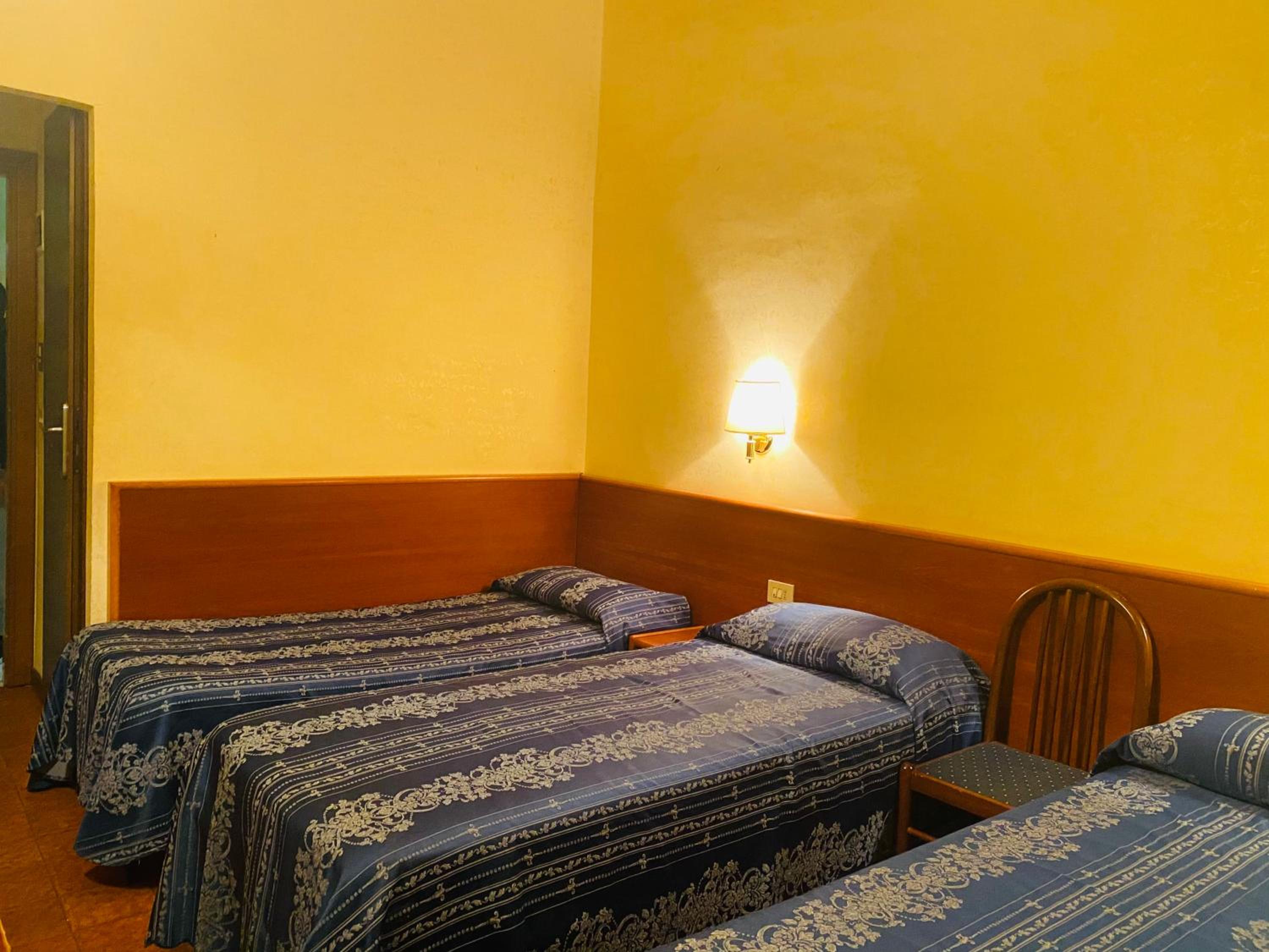 Triple Room photo 2