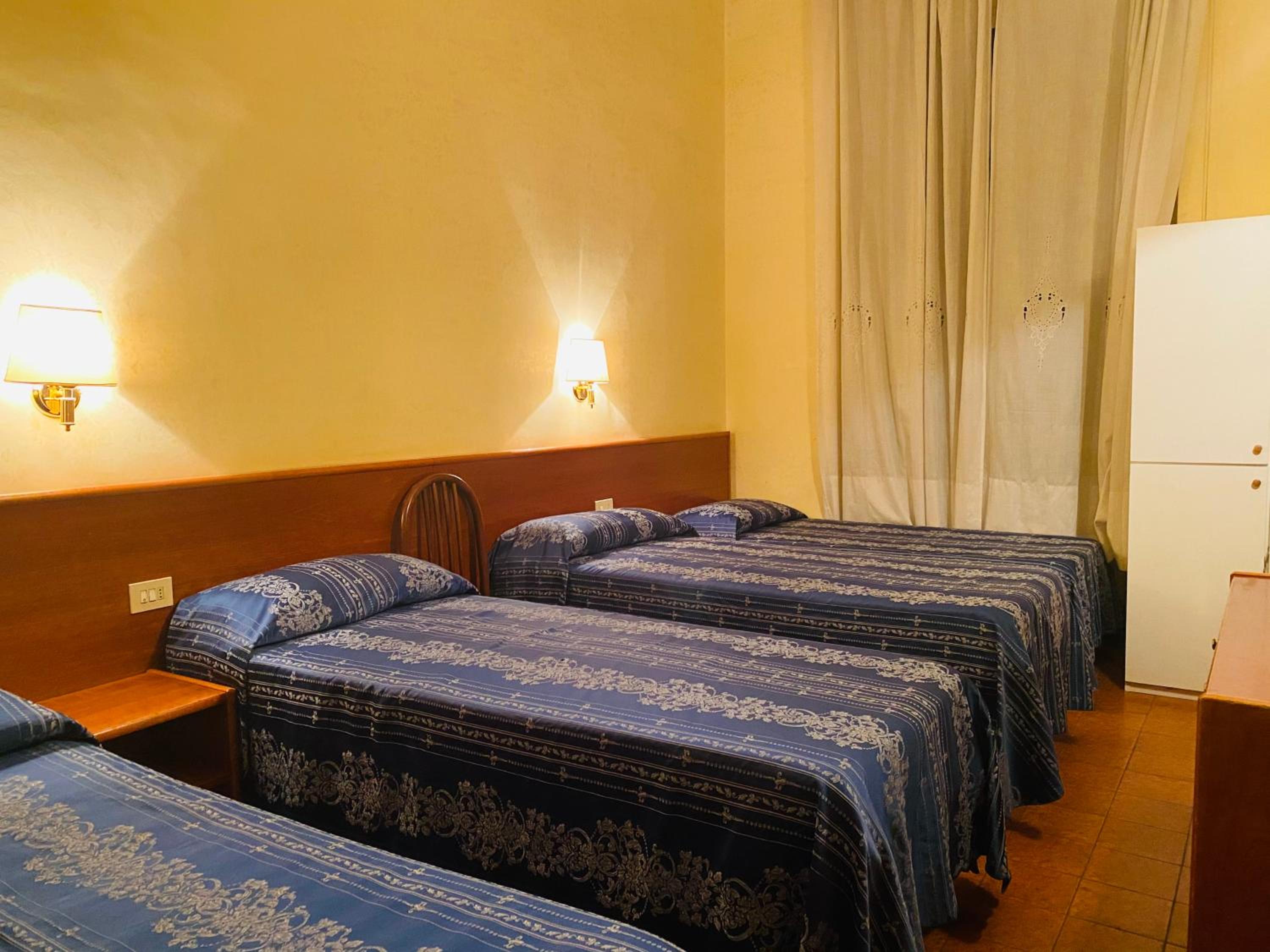 Quadruple Room photo 2