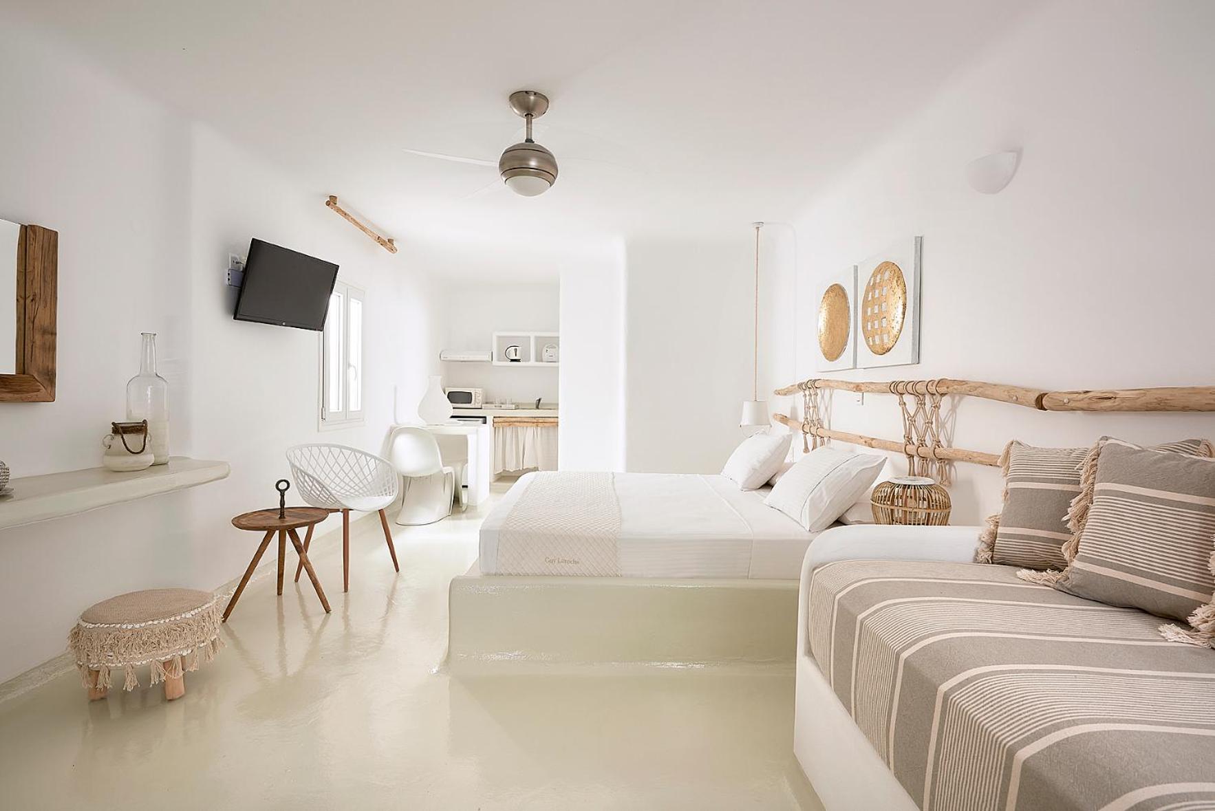 Deluxe Double Room with Garden View - Photo 23