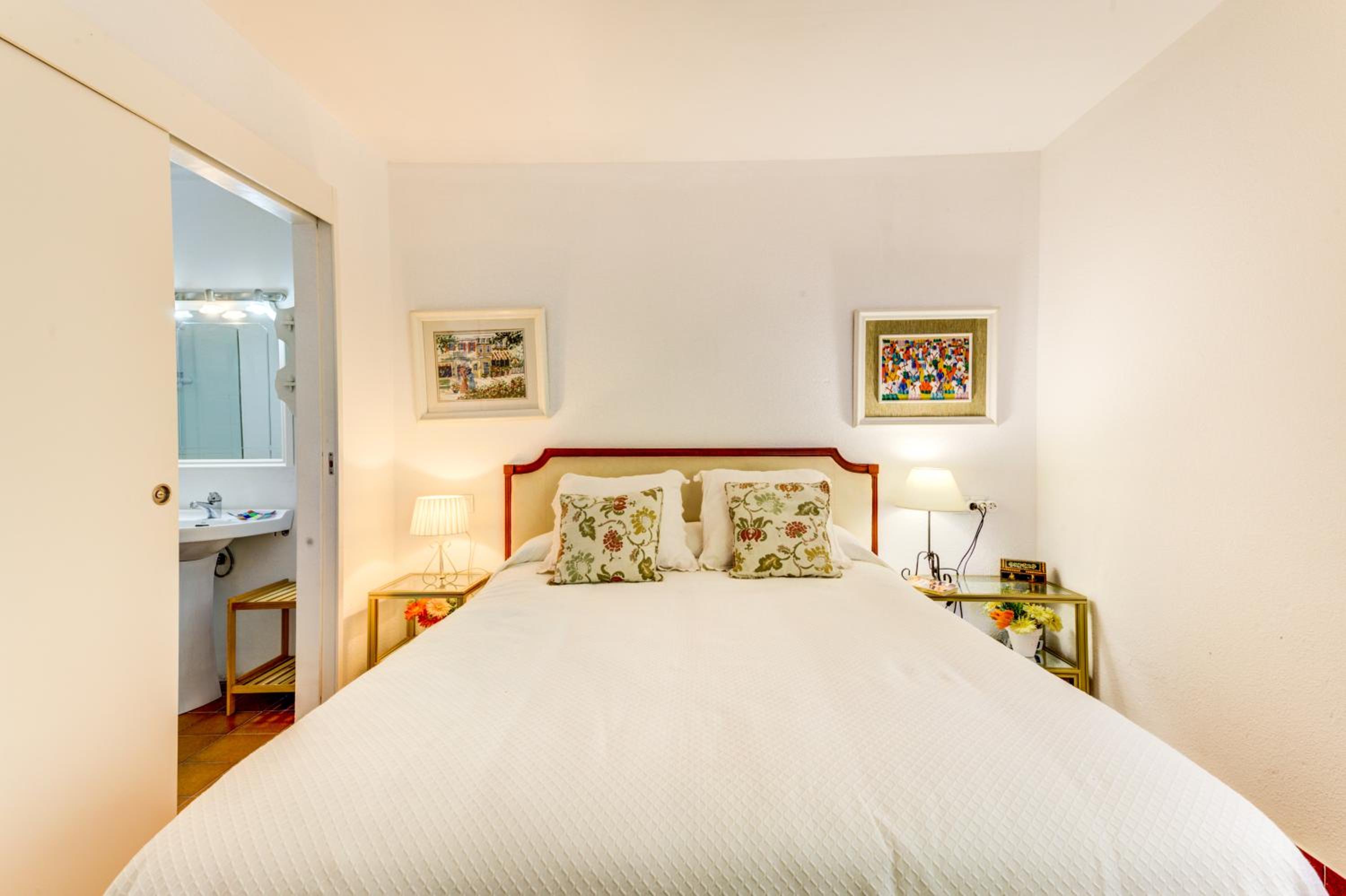 Casa de cuatro habitaciones
