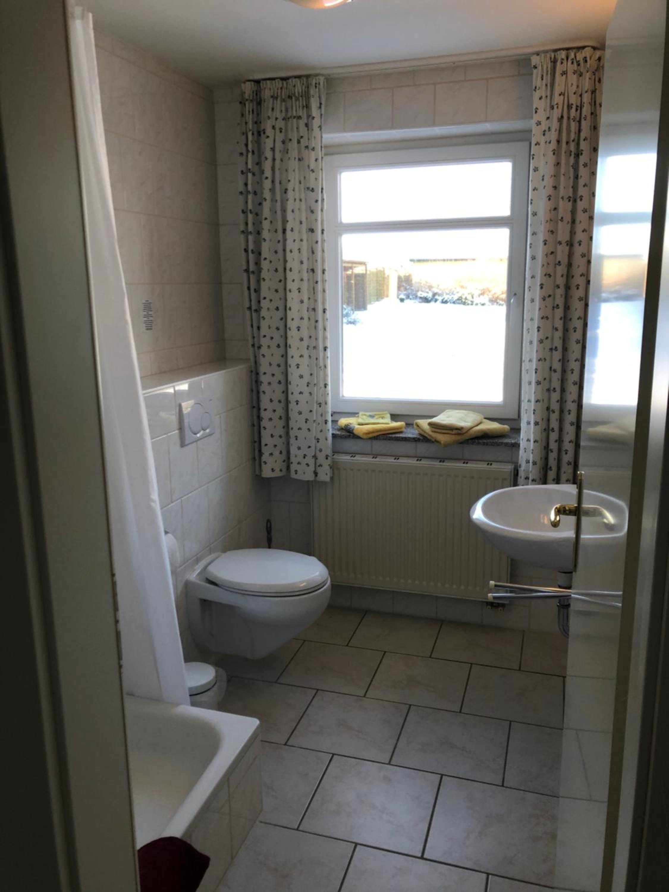 Apartment with Terrace photo 3