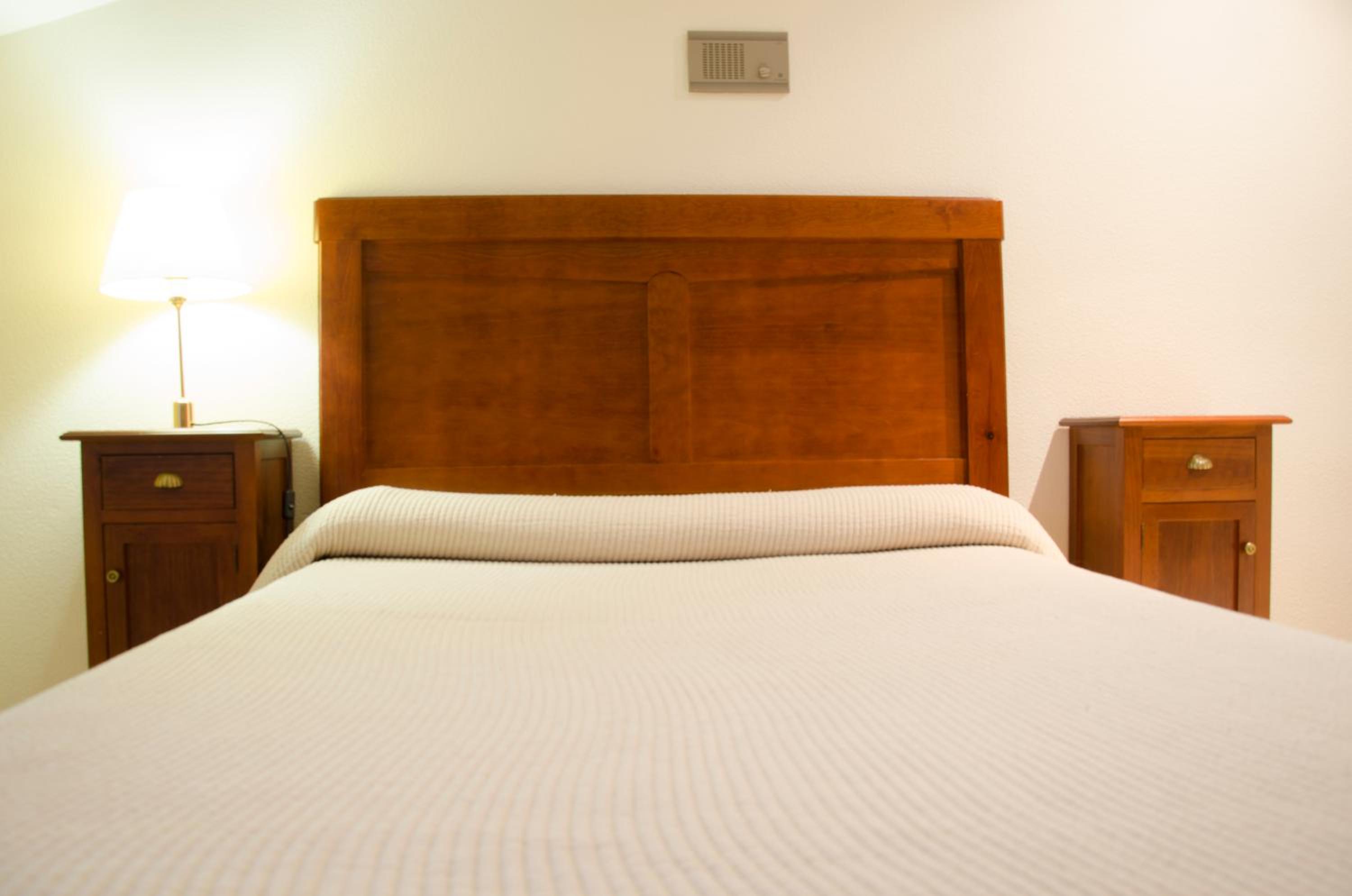 Double or Twin Room photo 3