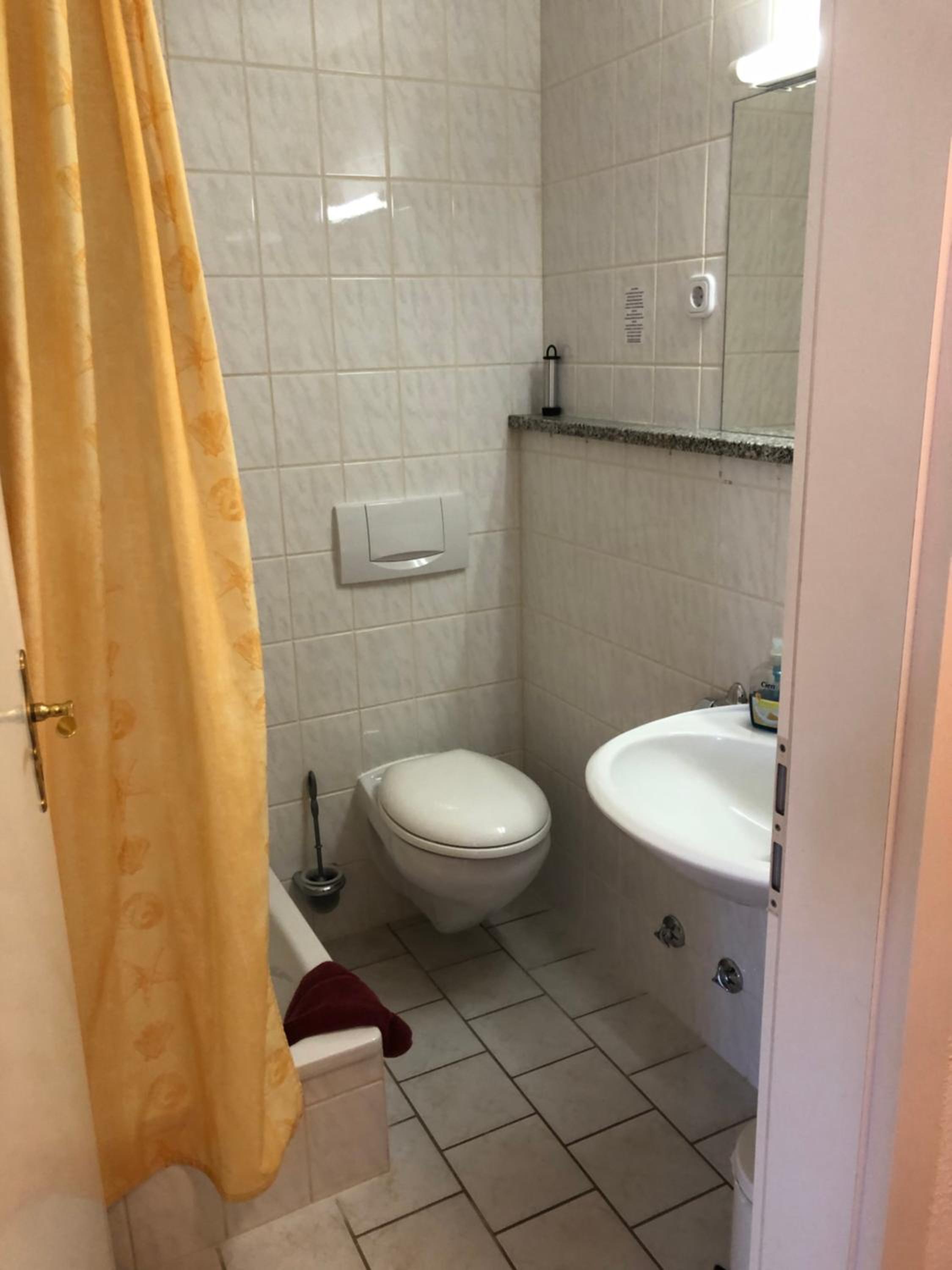 Double or Twin Room with Bathroom photo 2