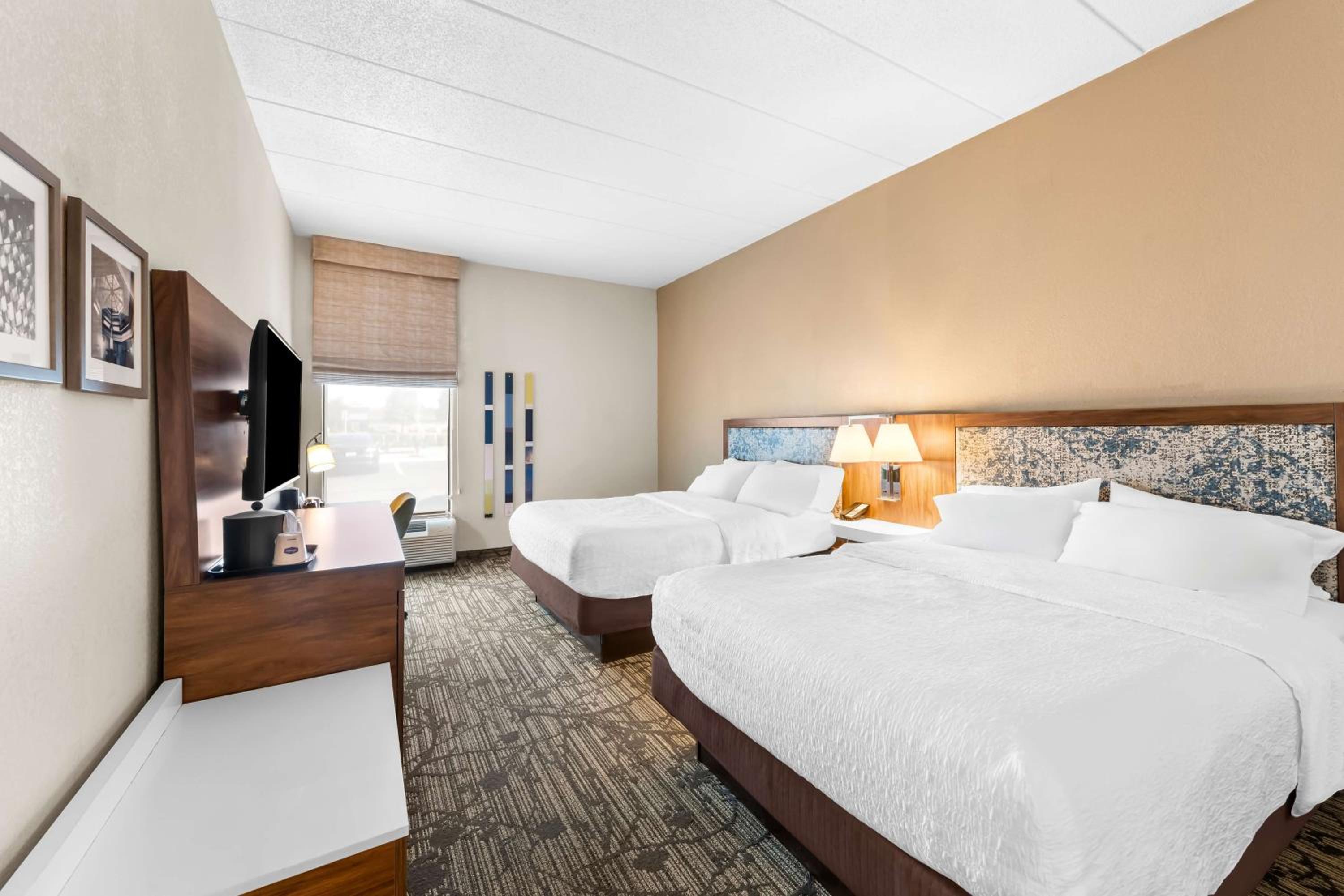 Queen Room with Two Queen Beds - Non-Smoking