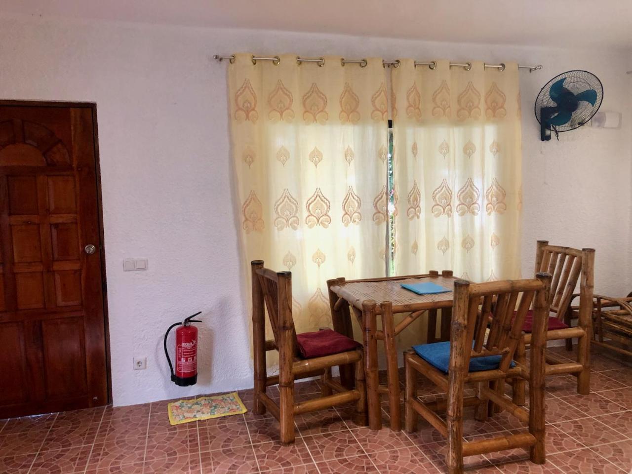 Bungalow photo 3