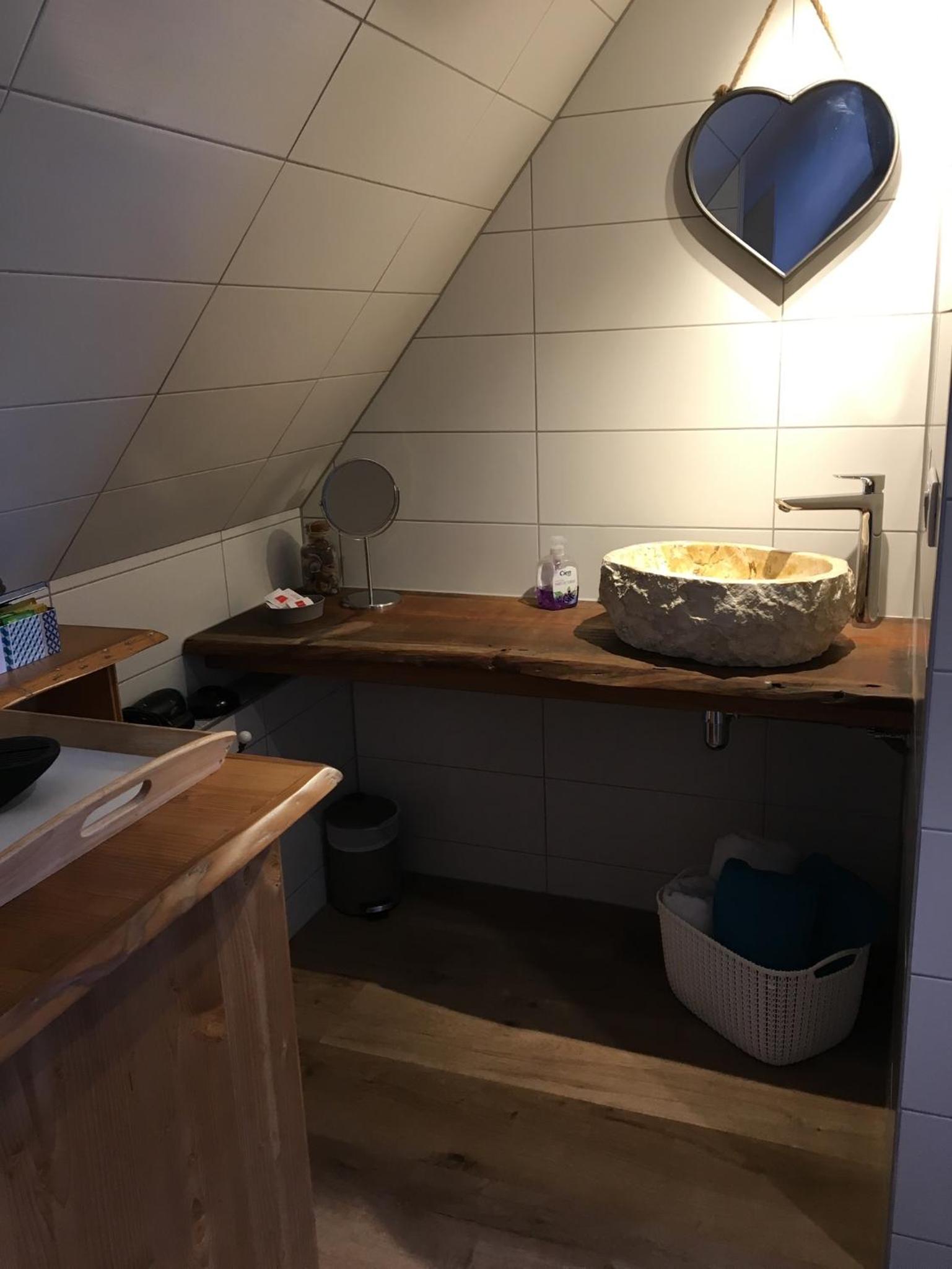 Studio Apartment photo 3