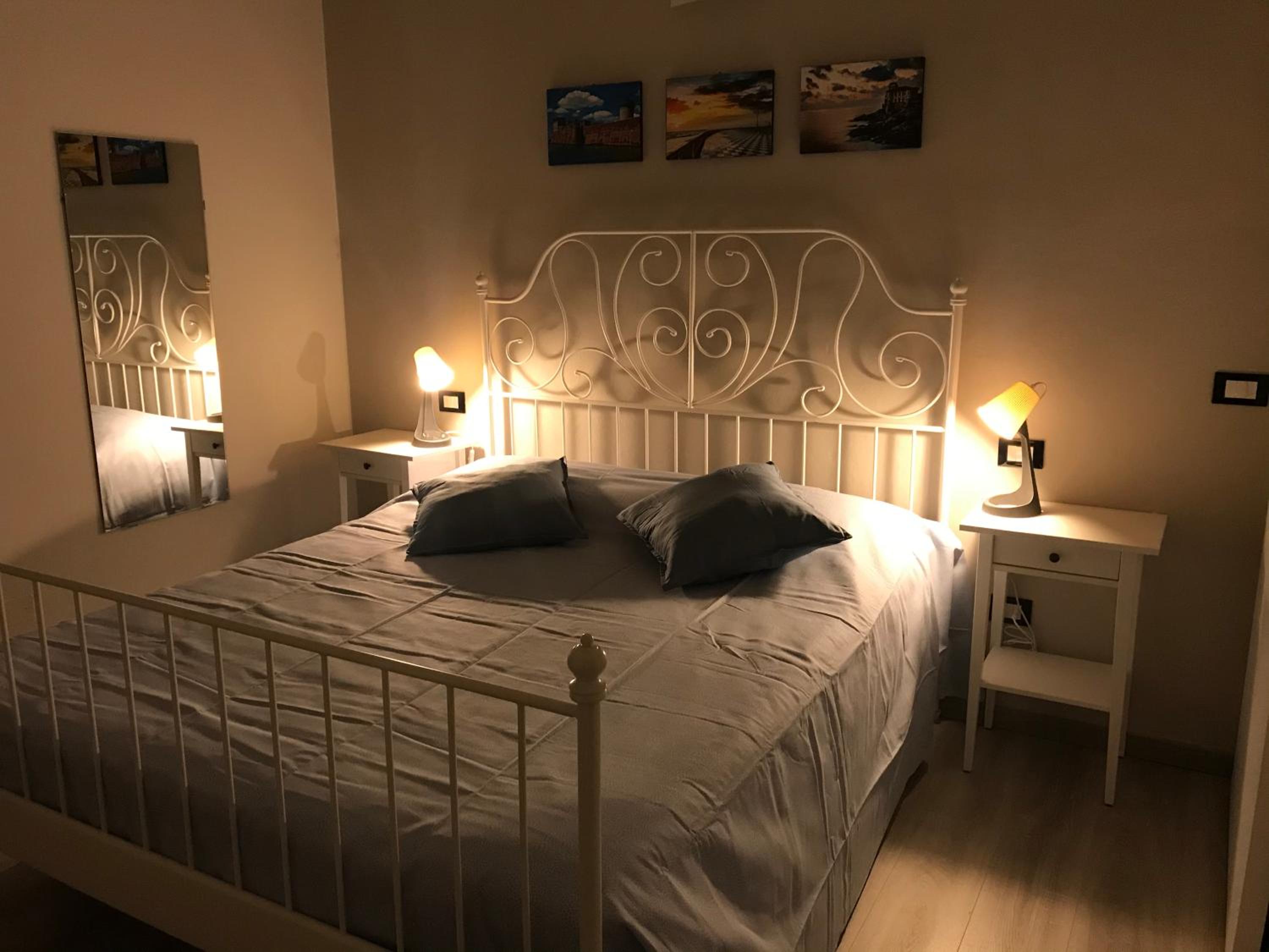 Double Room - Photo 7