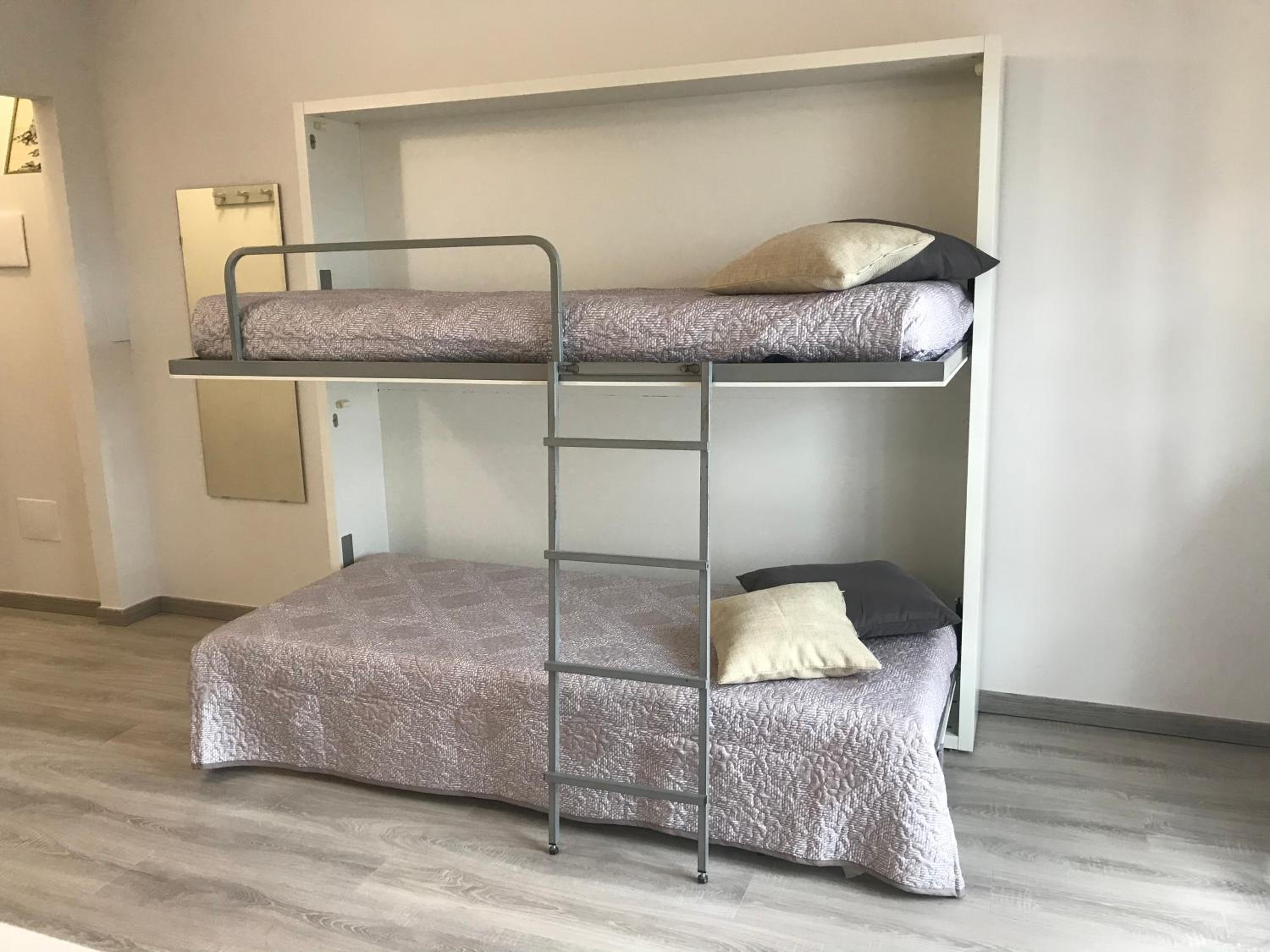 Quadruple Room with Terrace - Photo 12
