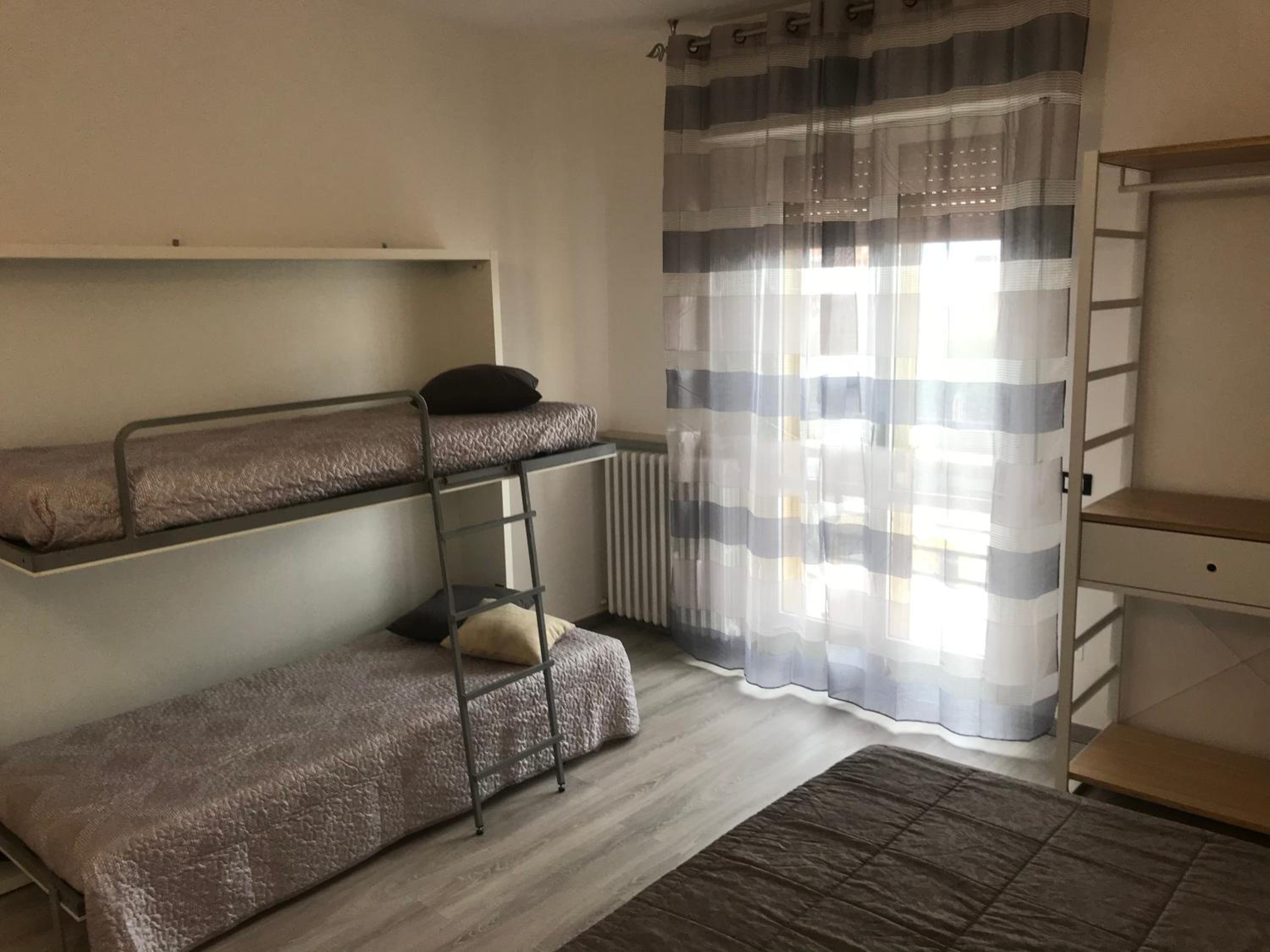 Quadruple Room with Terrace - Photo 2