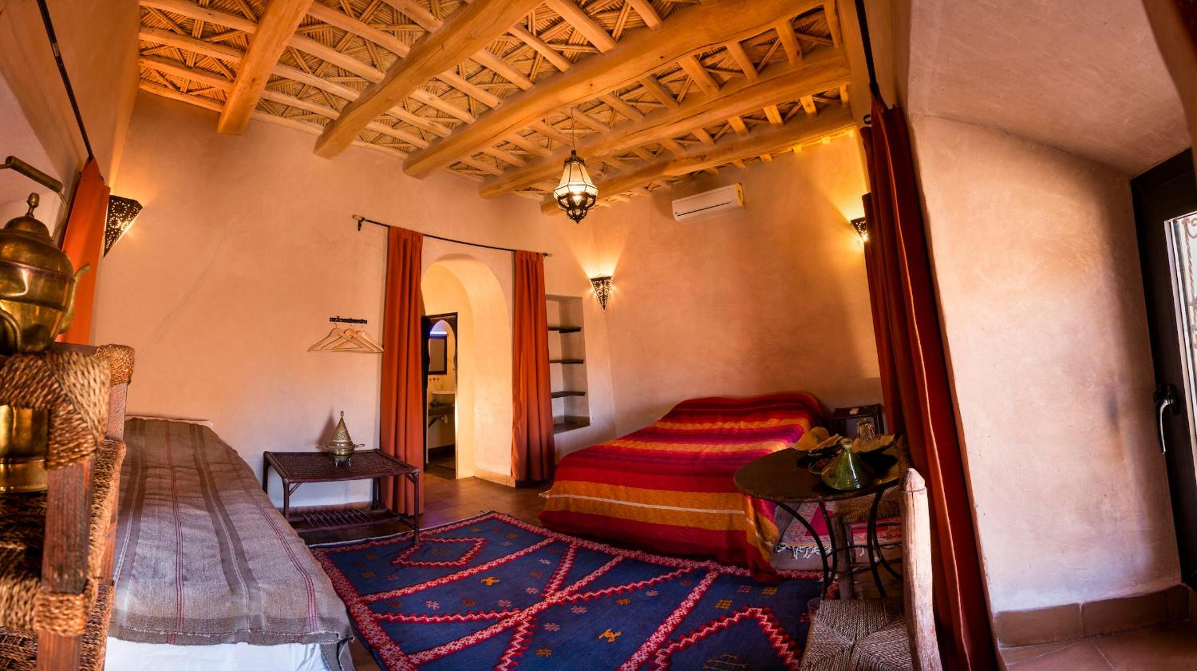 Standard Double Room - Photo 3