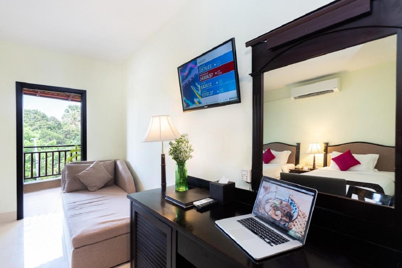 Deluxe Twin – Balcony - Photo 10