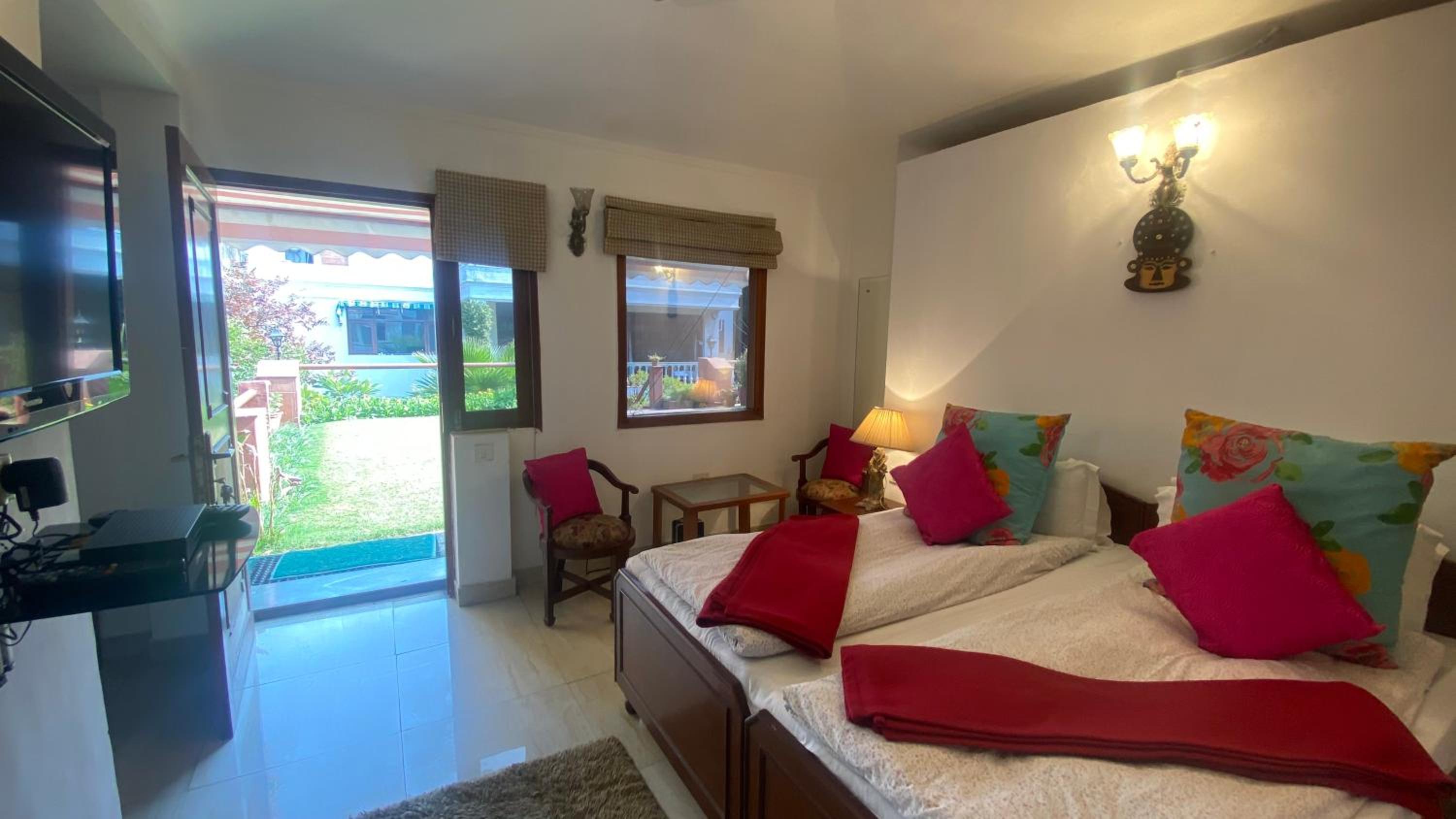 Standard Double or Twin Room photo 1
