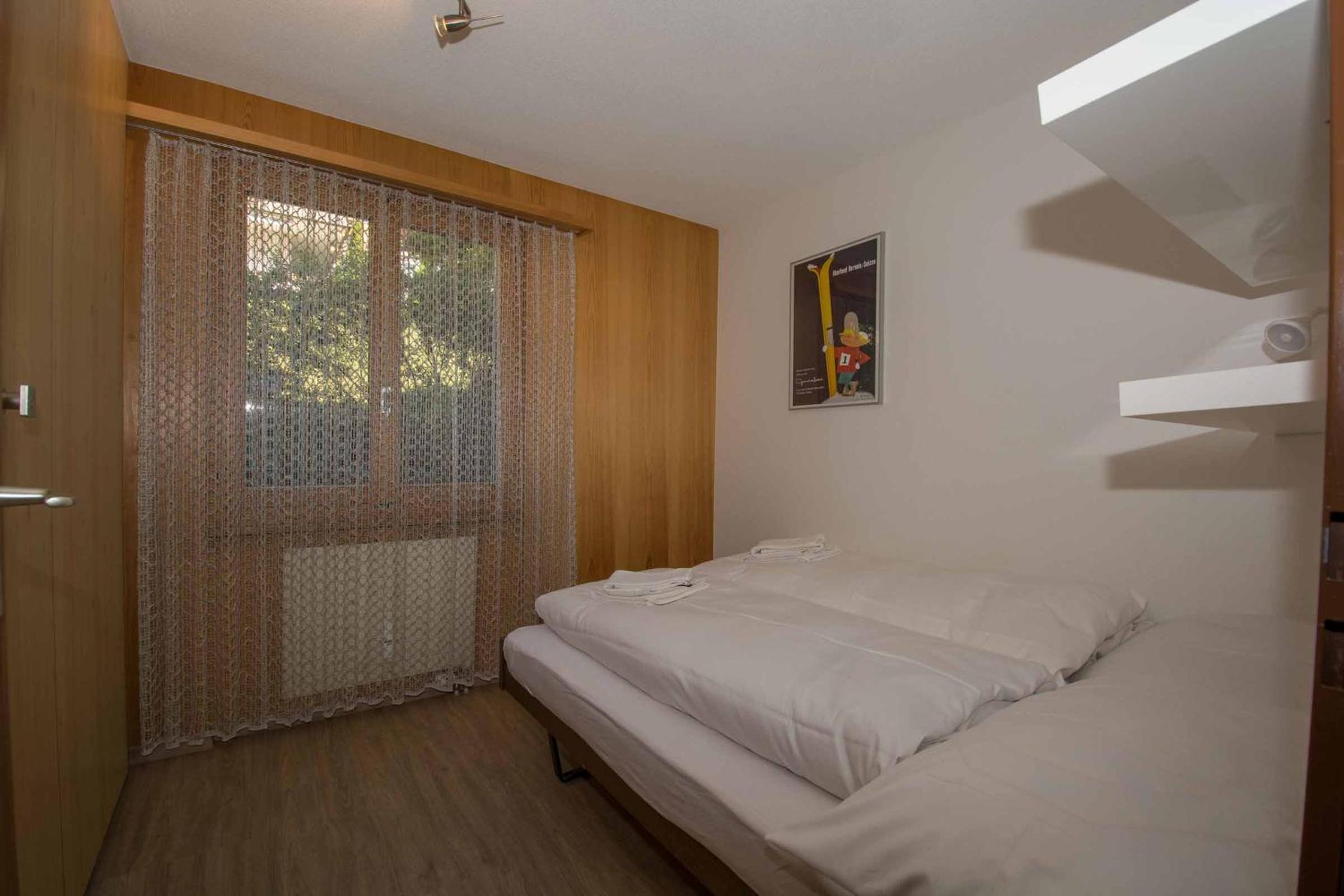 Apartment with Mountain View photo 2
