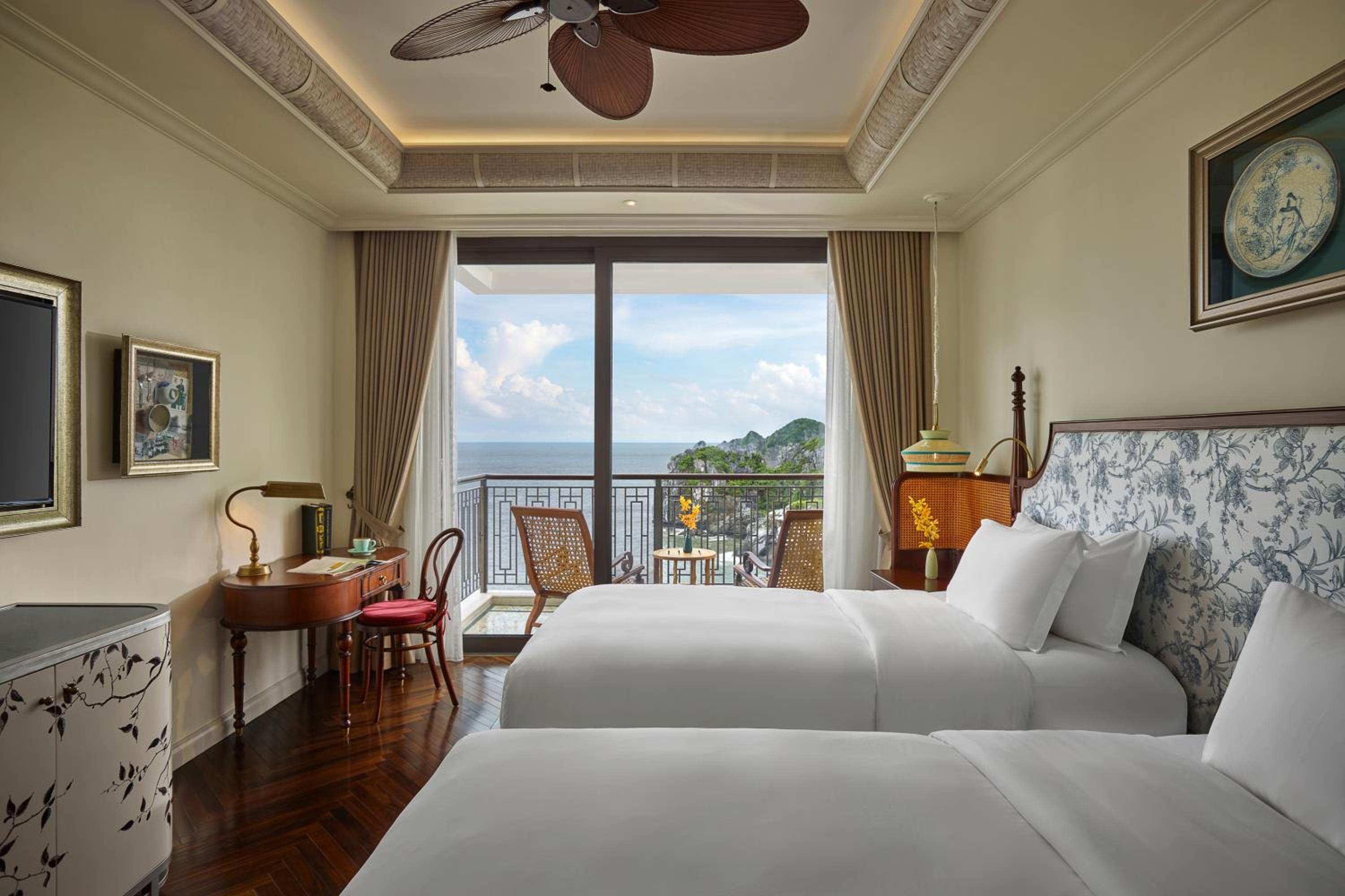 Classic Twin Room With Sea View