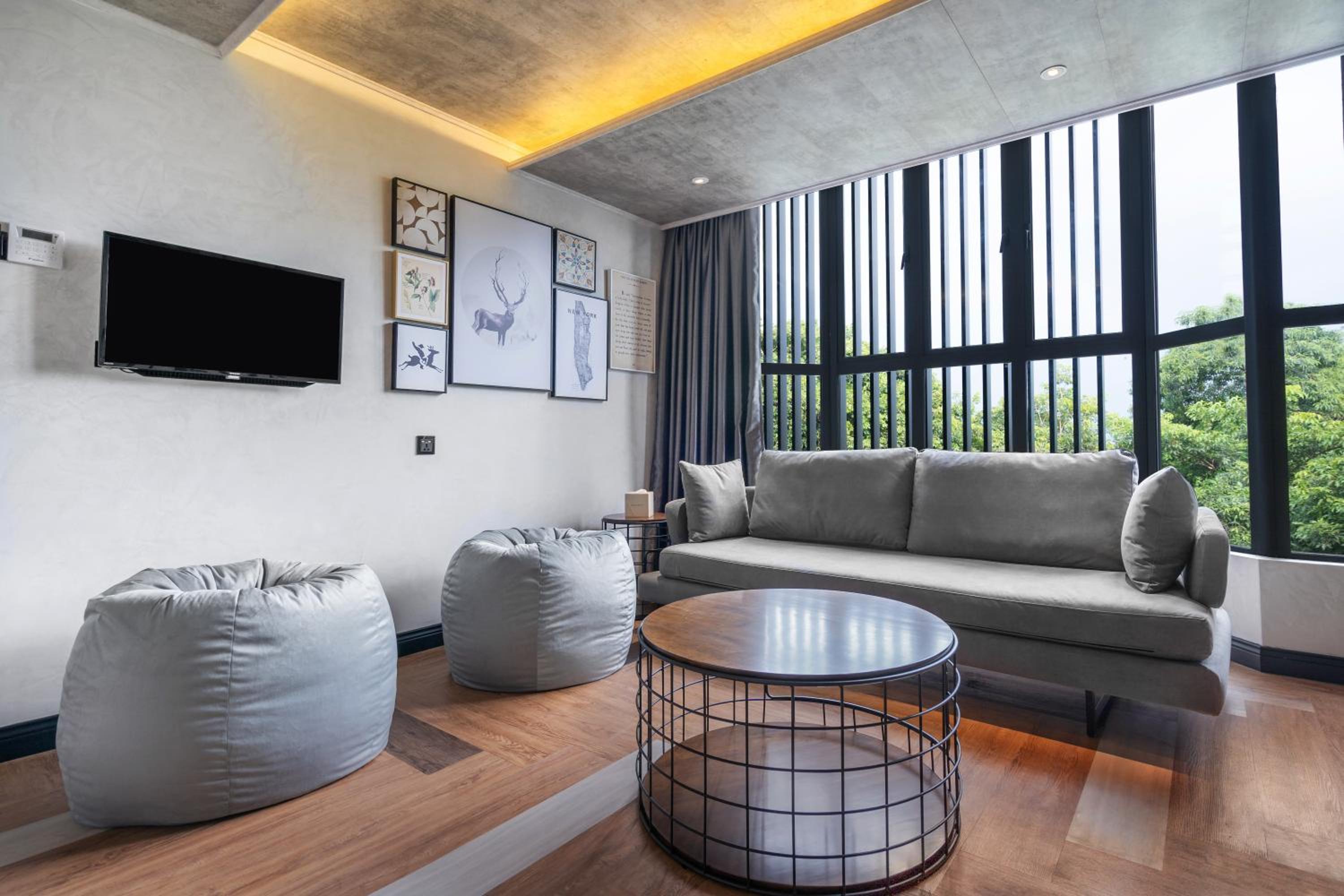 Suite with City View