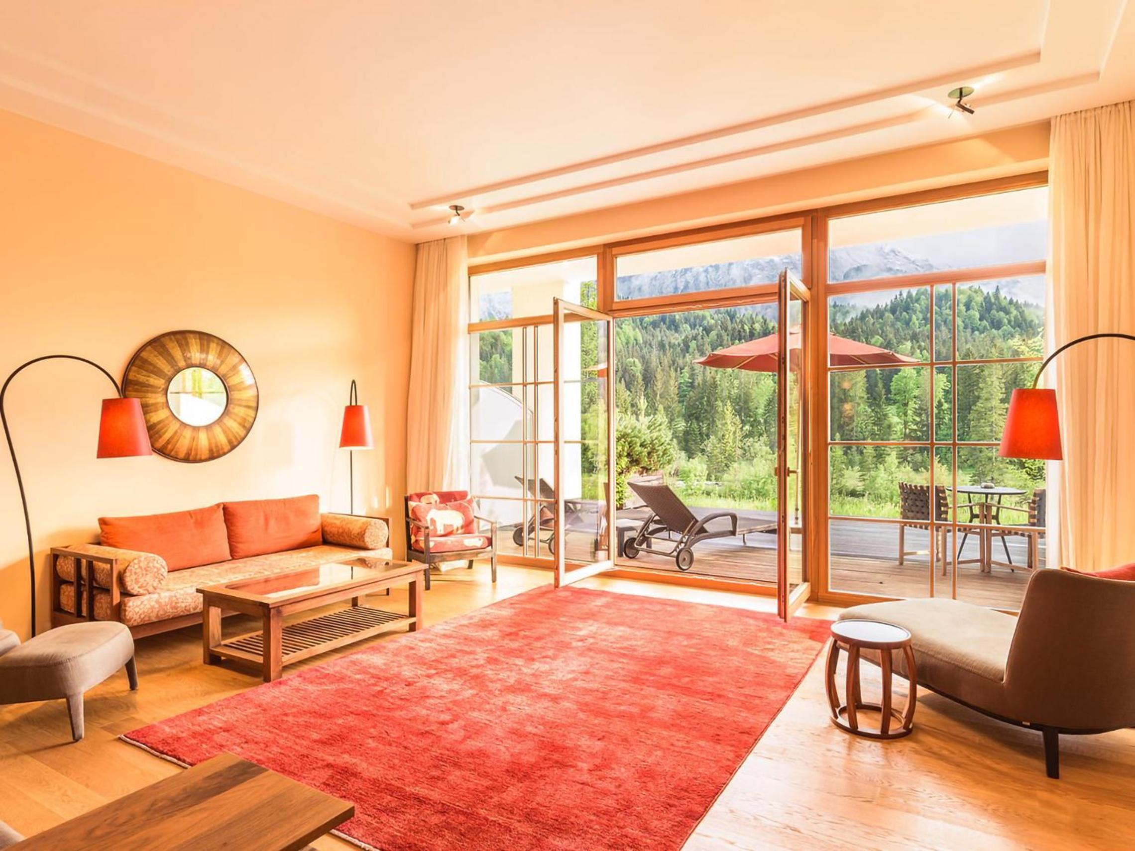 Junior Suite with Balcony photo 1
