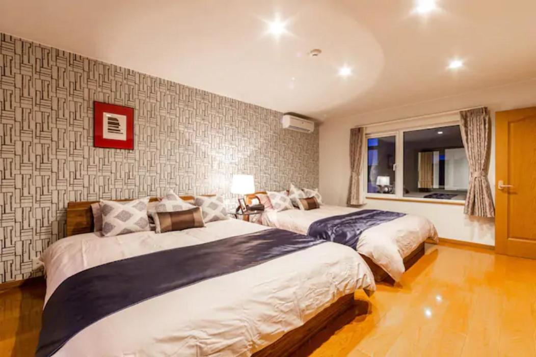 Four-Bedroom House - Photo 30