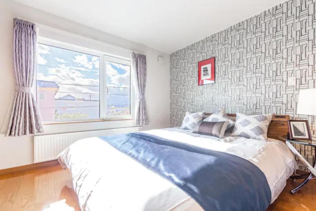 Four-Bedroom House - Photo 18
