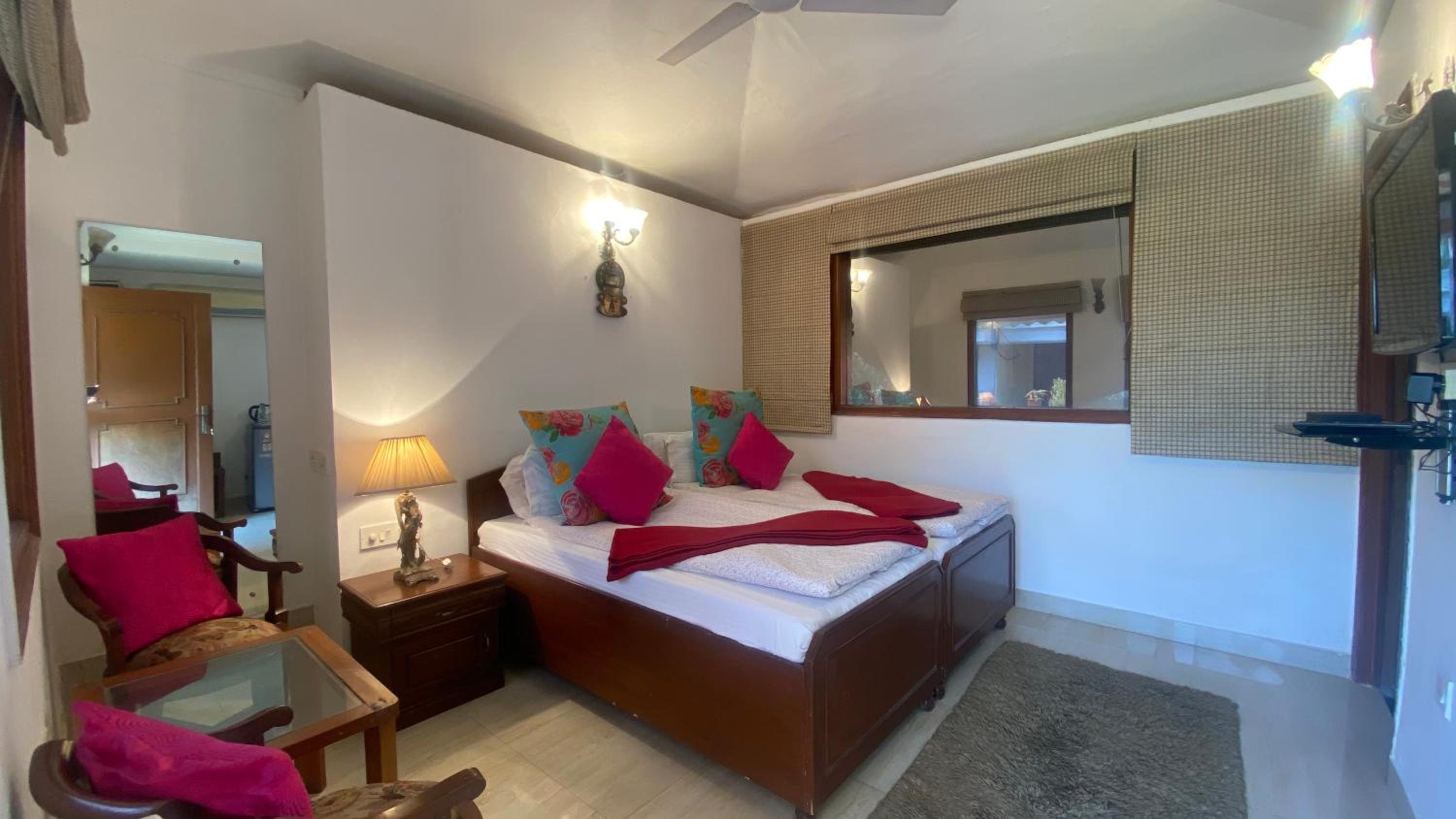 Standard Double or Twin Room photo 3
