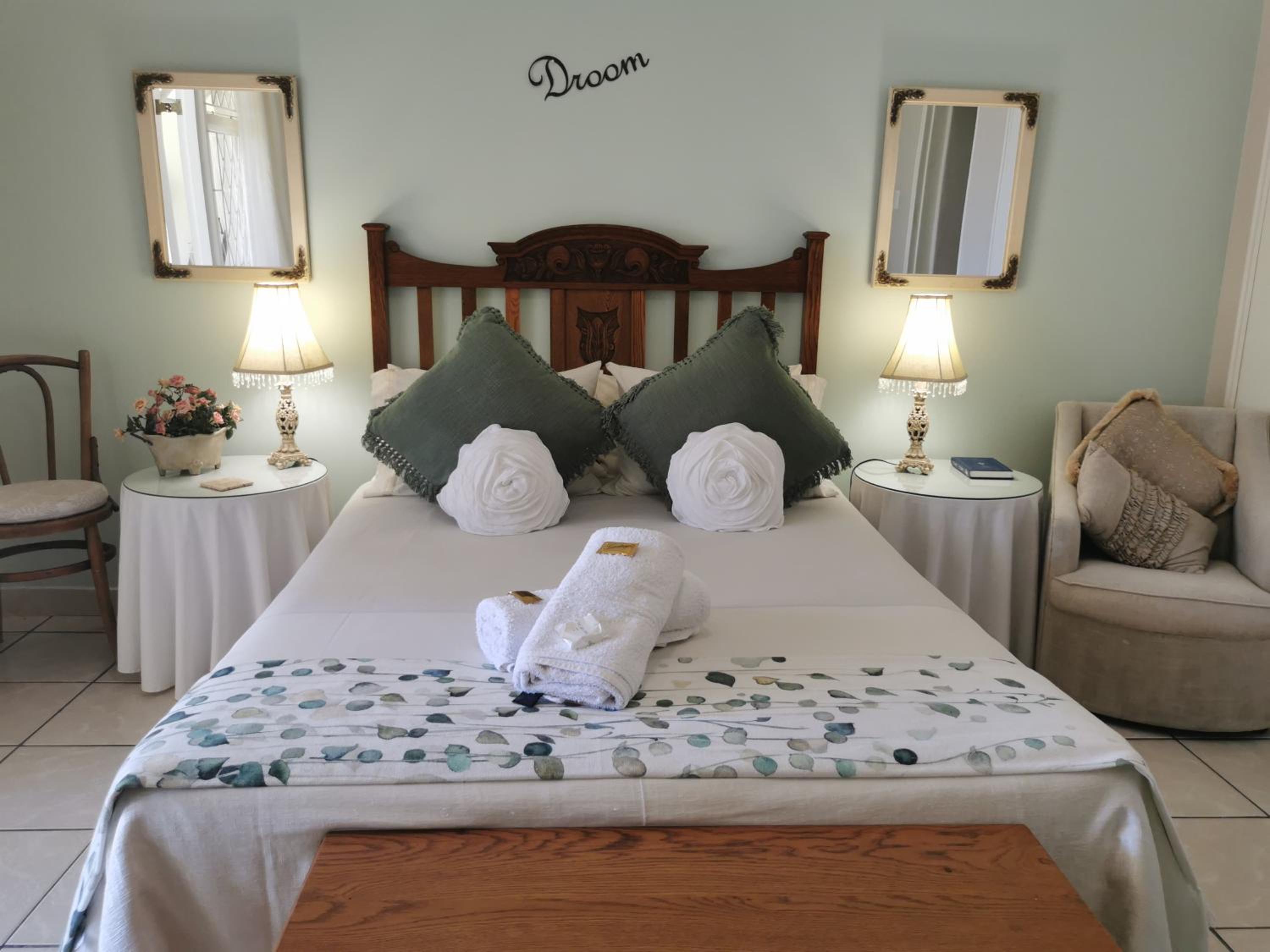 Double Room with Garden View - Photo 4