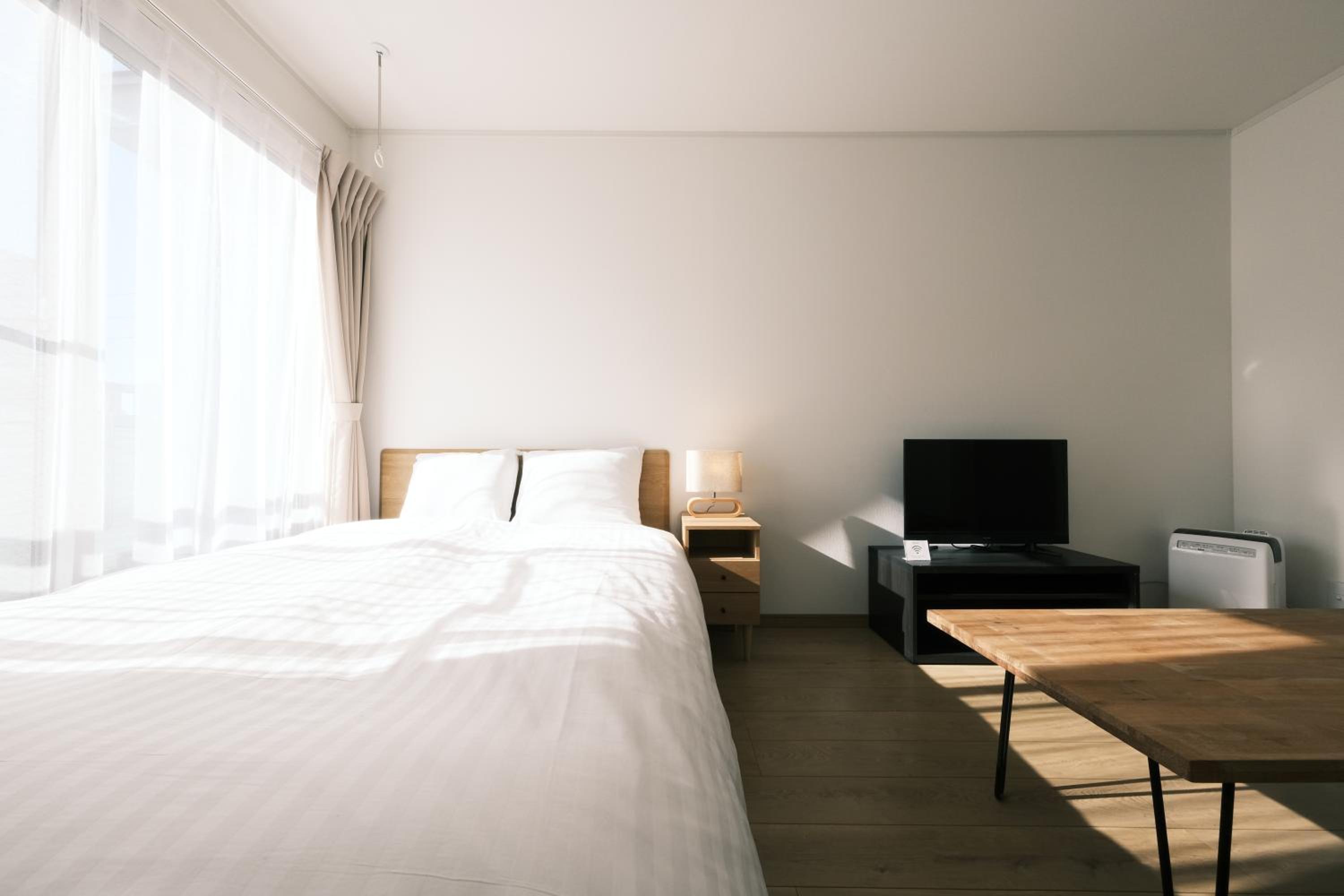 One-Bedroom Apartment photo 2
